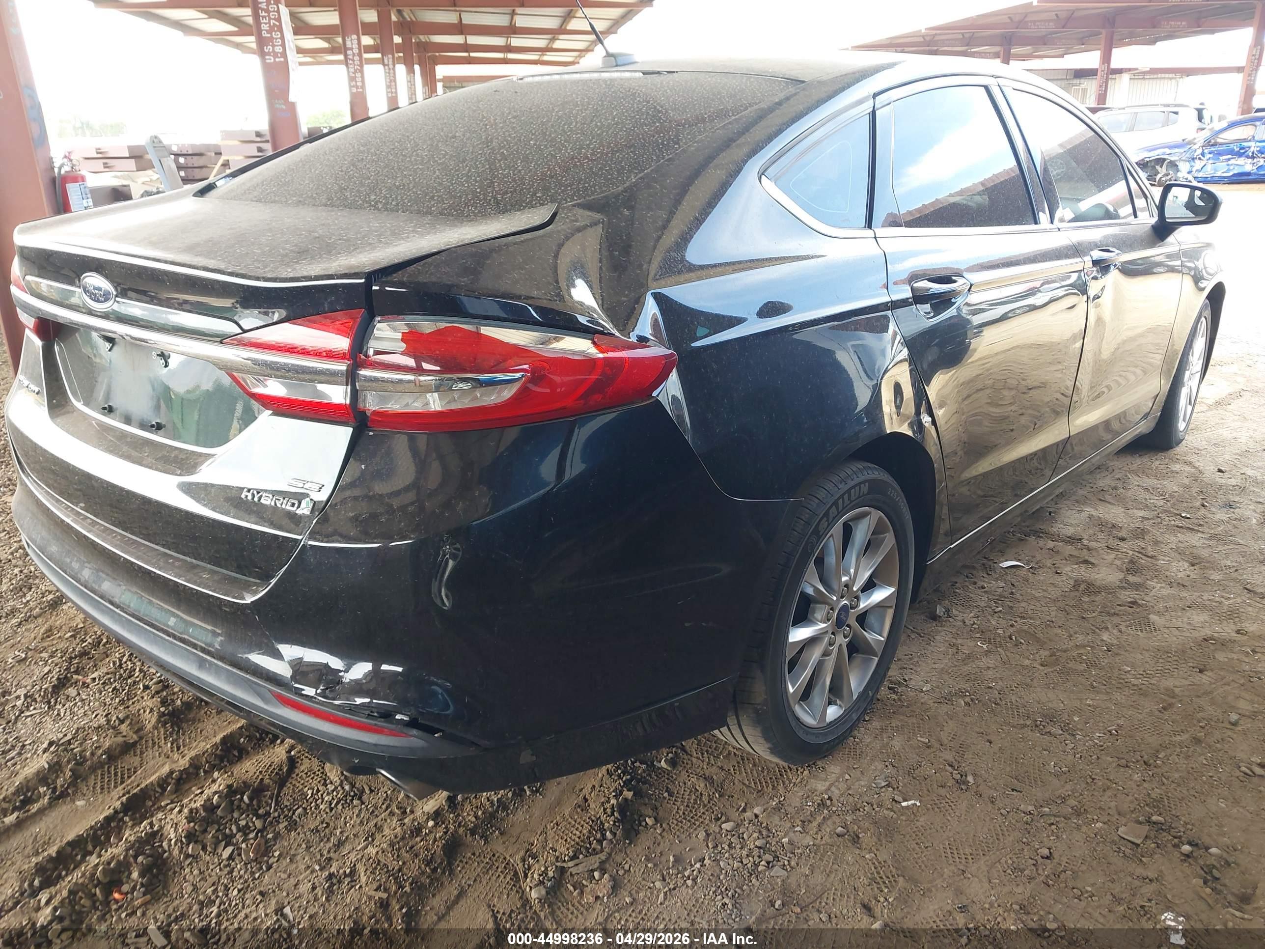 FORD FUSION image 4