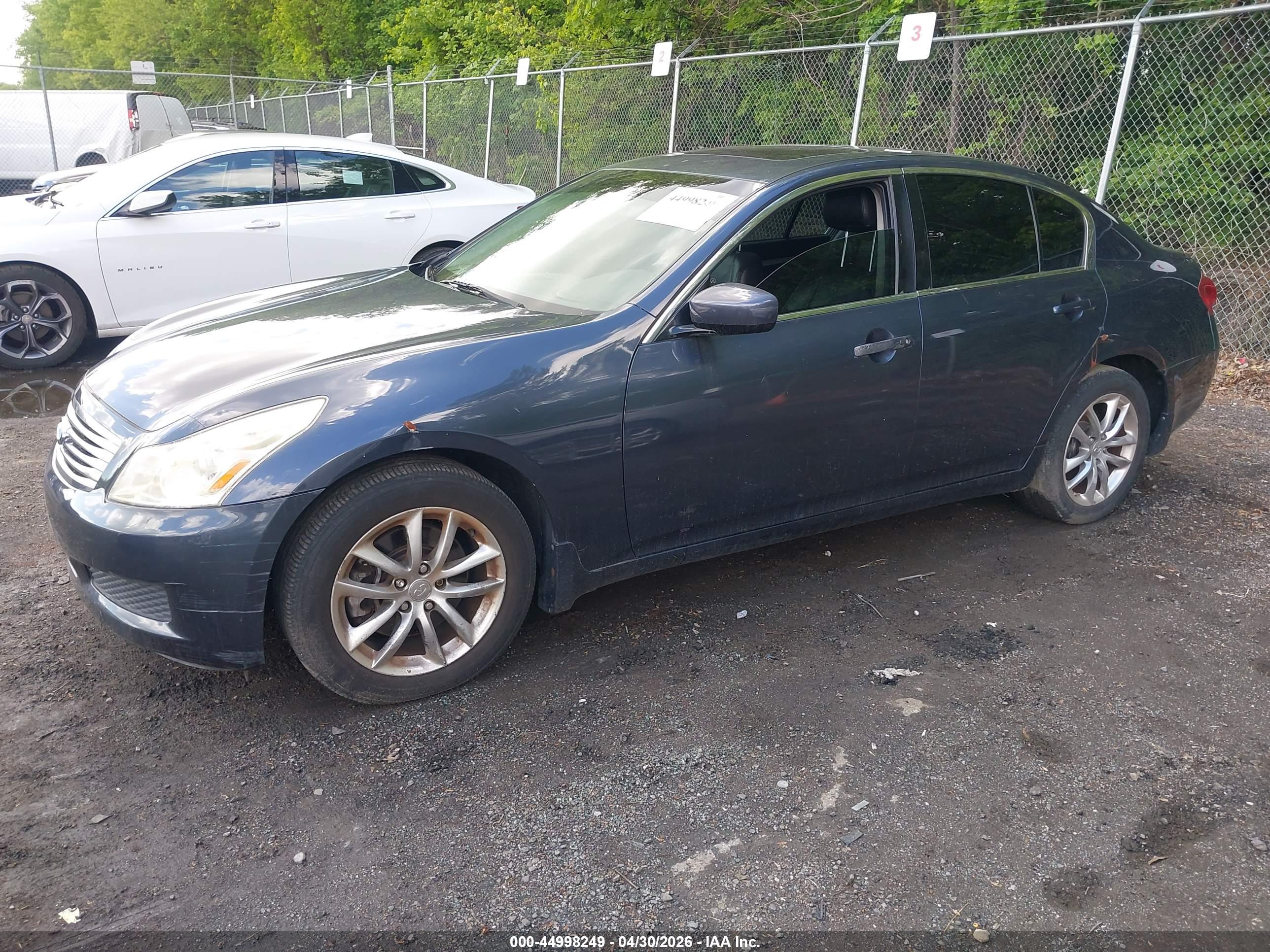 INFINITI G37X image 2