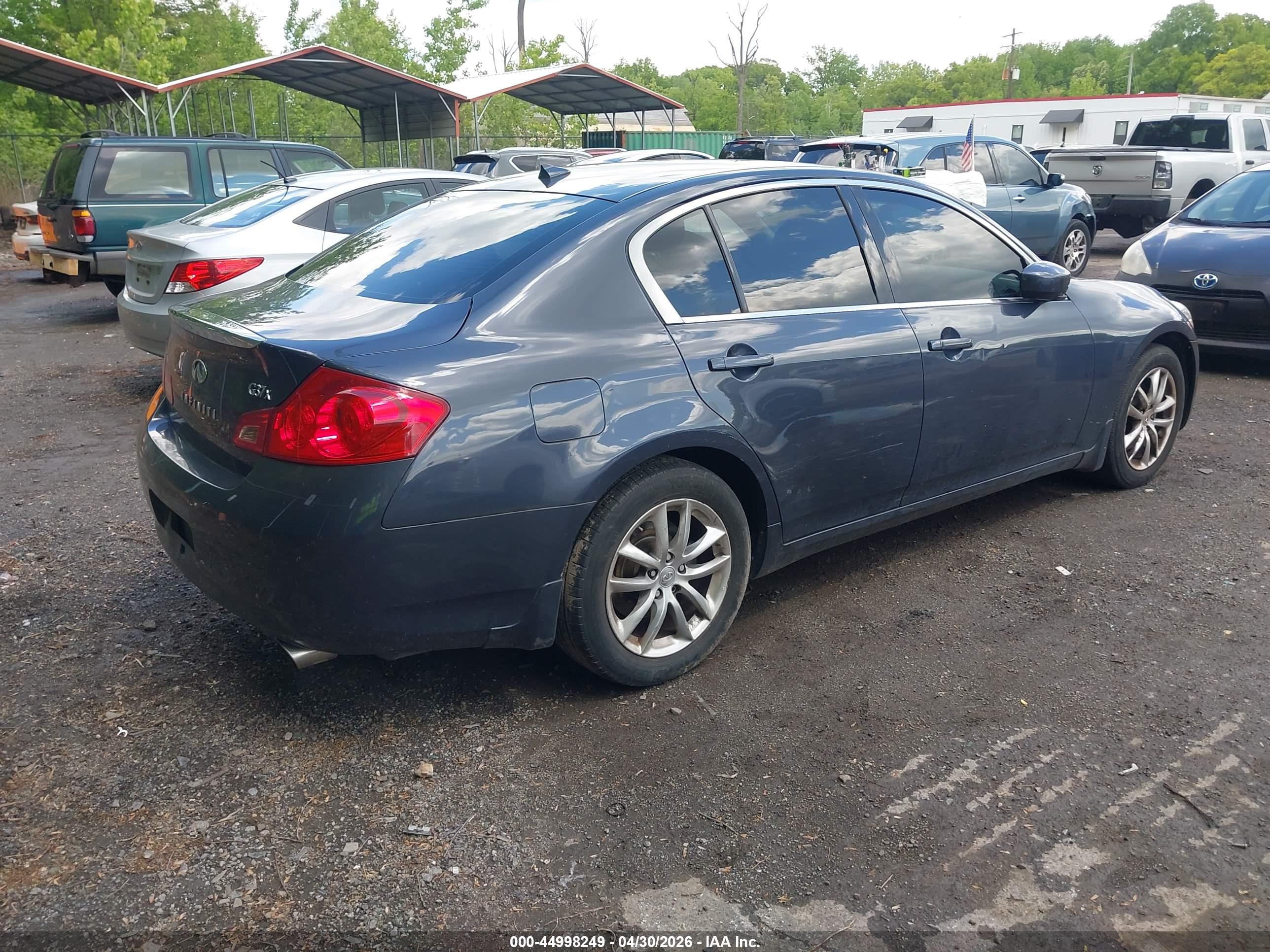 INFINITI G37X image 4