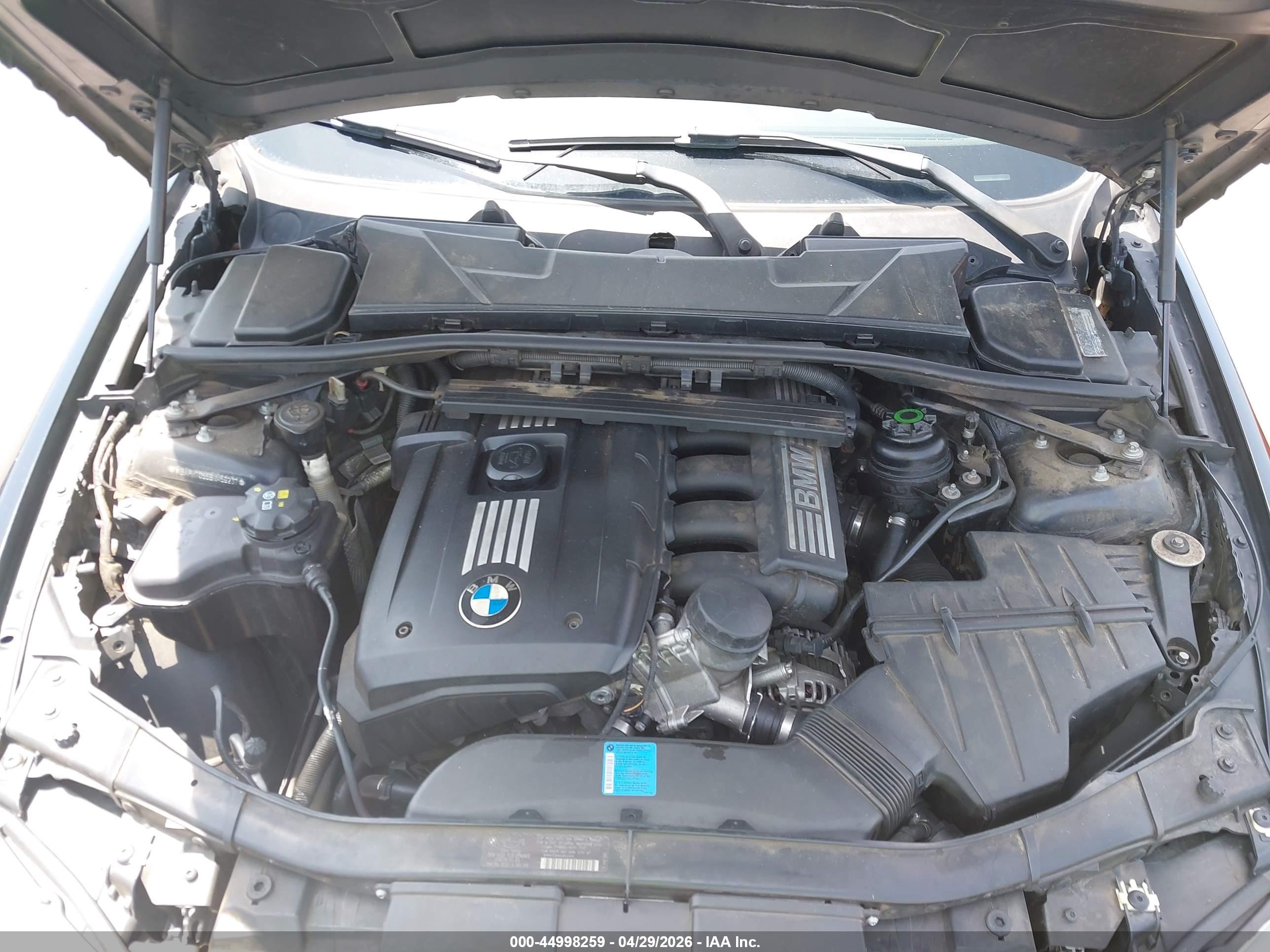 BMW 328I image 10