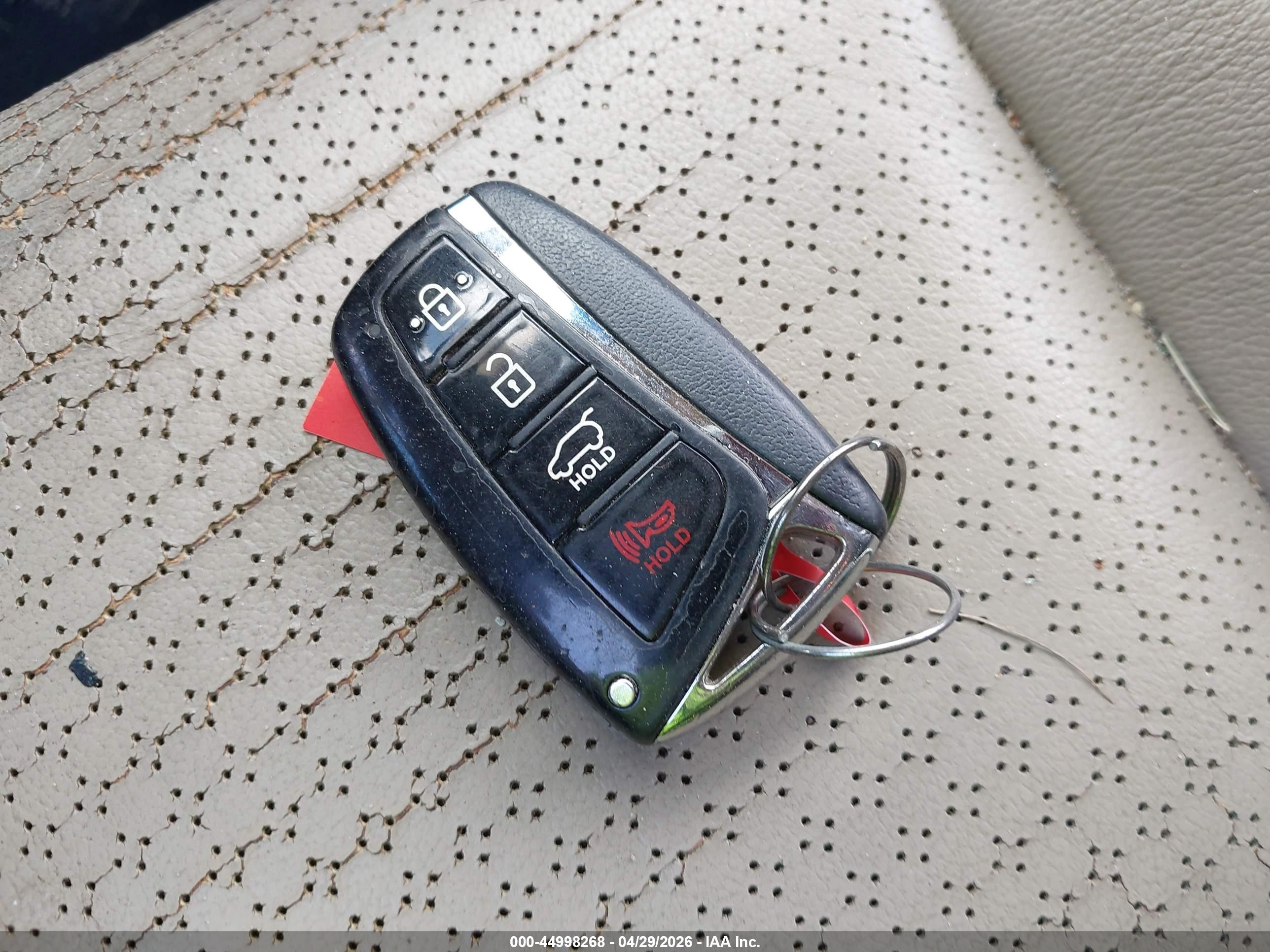 HYUNDAI SANTA image 11