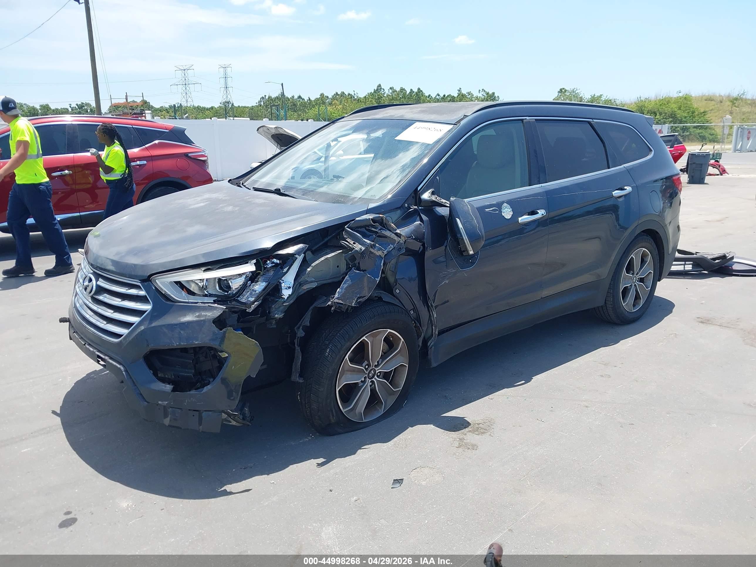 HYUNDAI SANTA image 2
