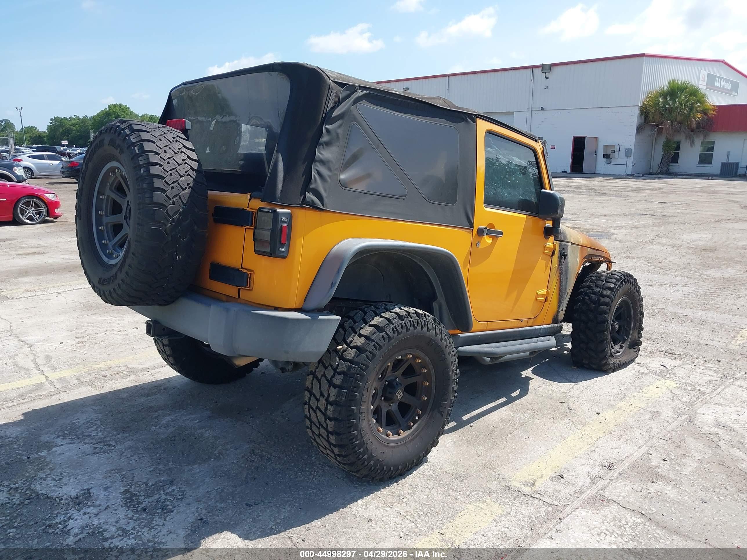 JEEP WRANGLER image 4