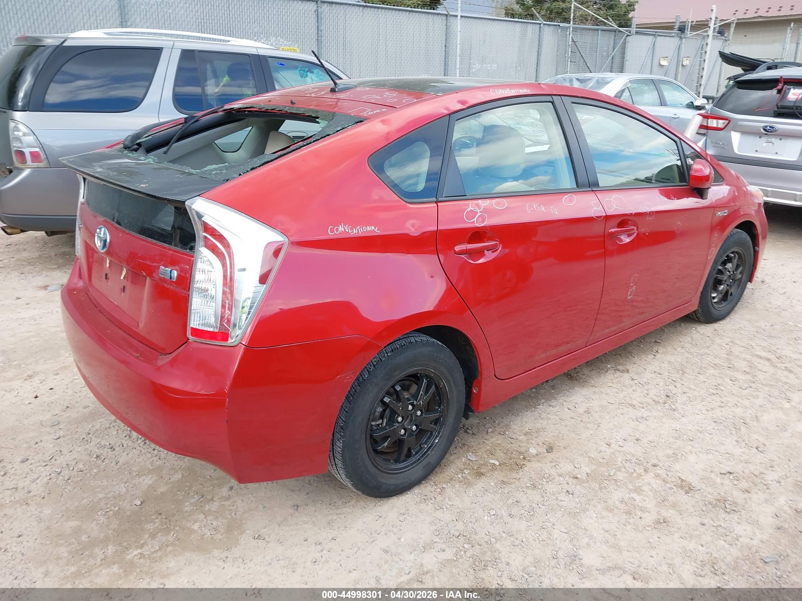 TOYOTA PRIUS image 4