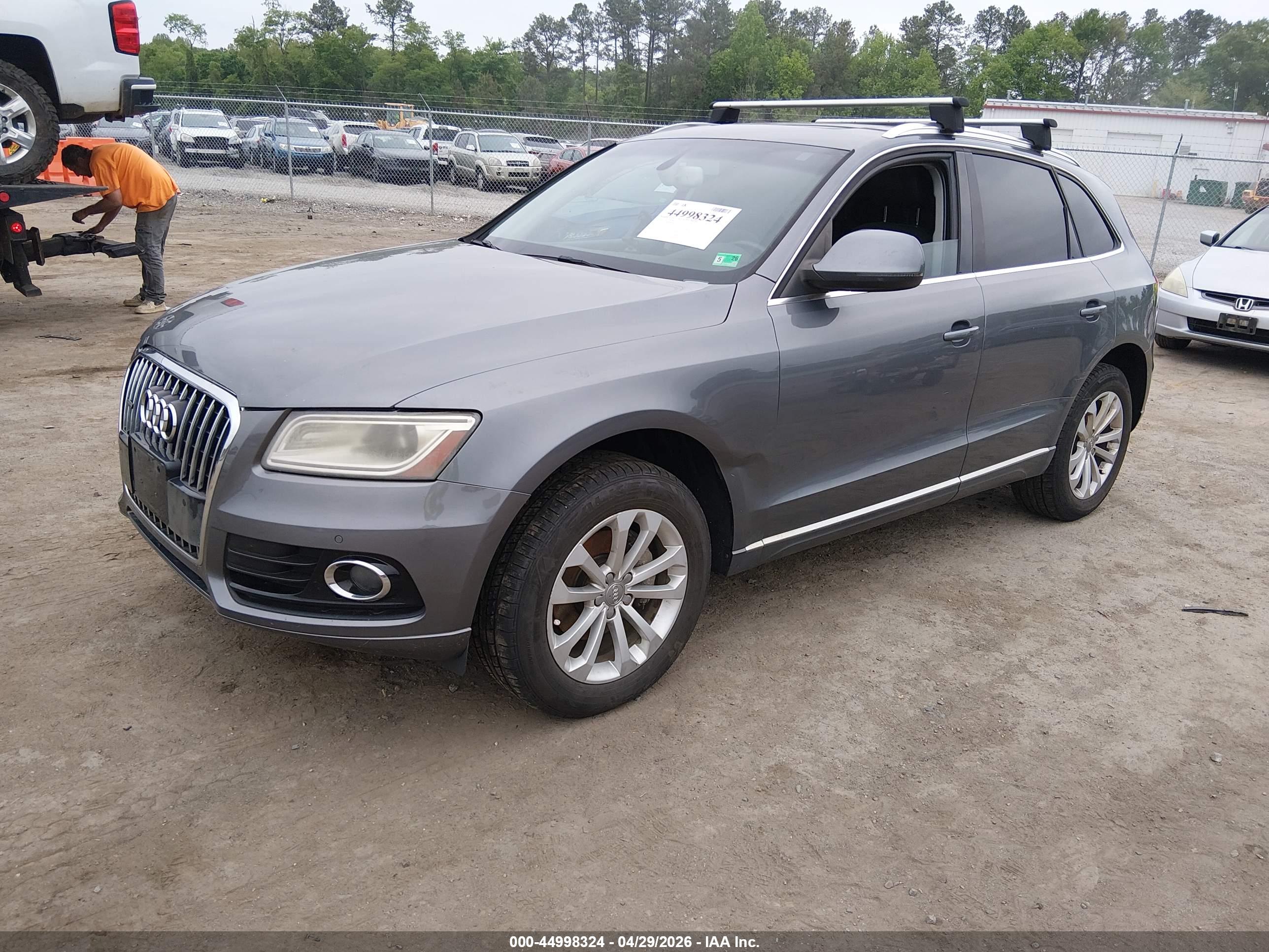AUDI Q5 image 2