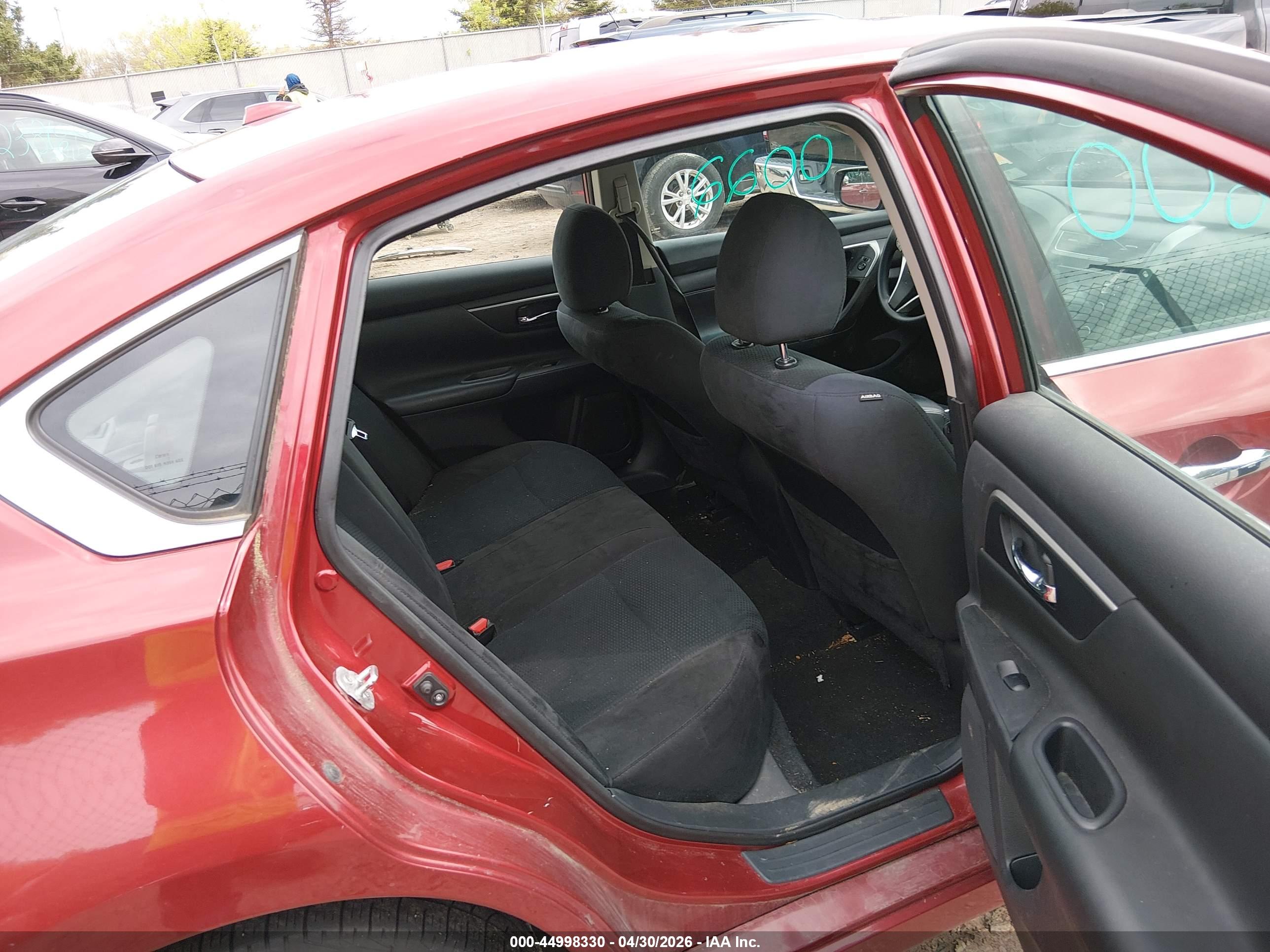 NISSAN ALTIMA image 8