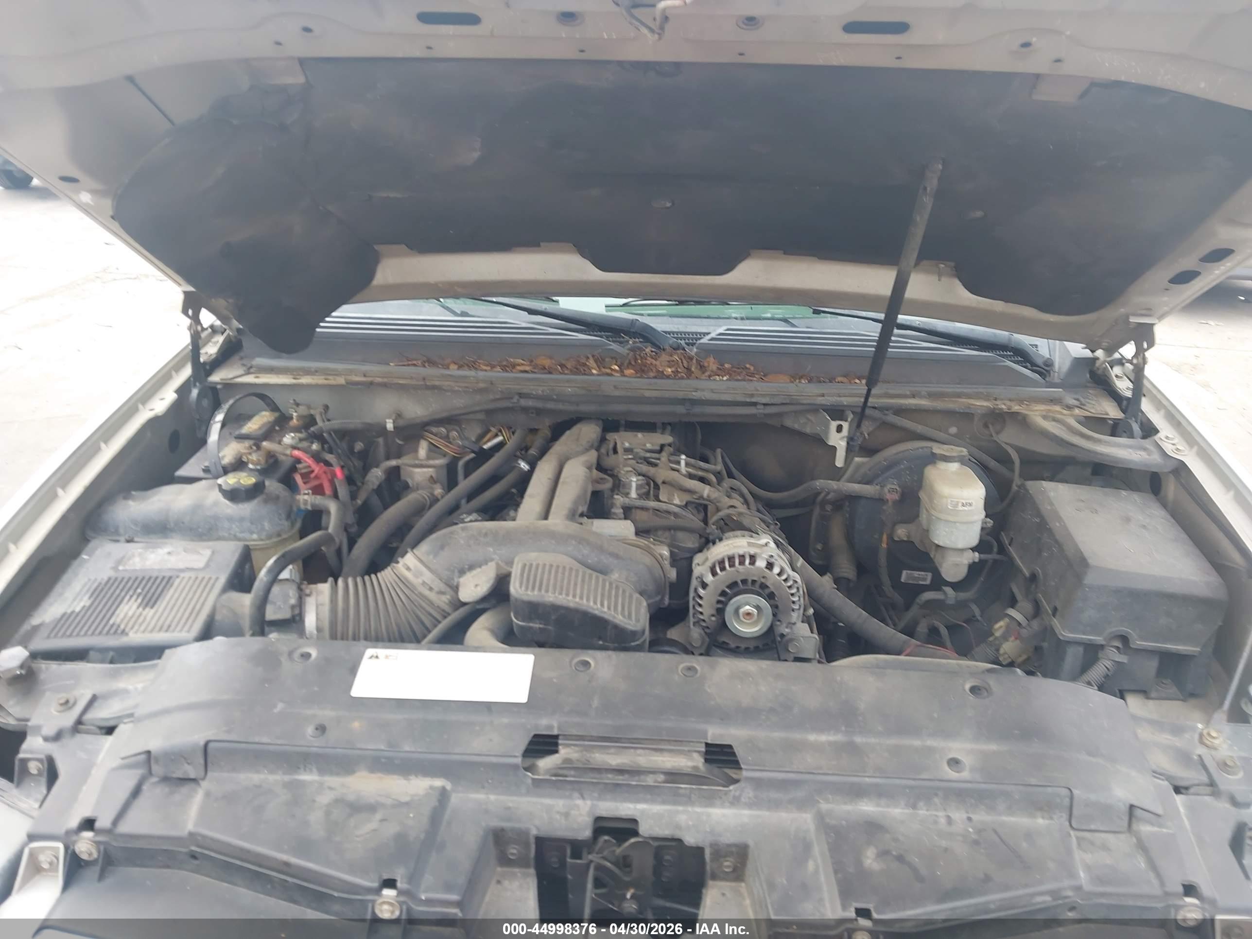 CHEVROLET TAHOE image 10