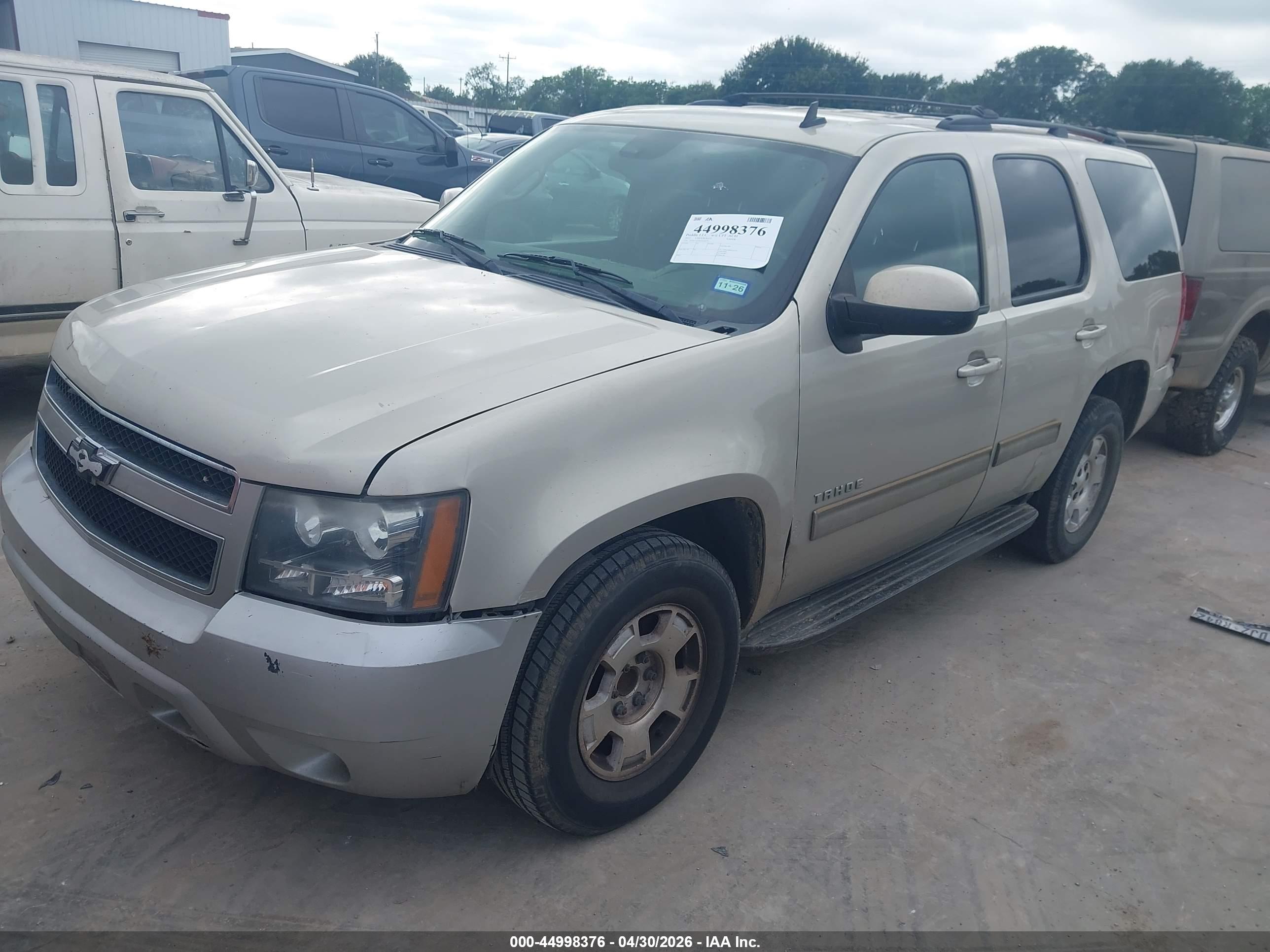 CHEVROLET TAHOE image 2