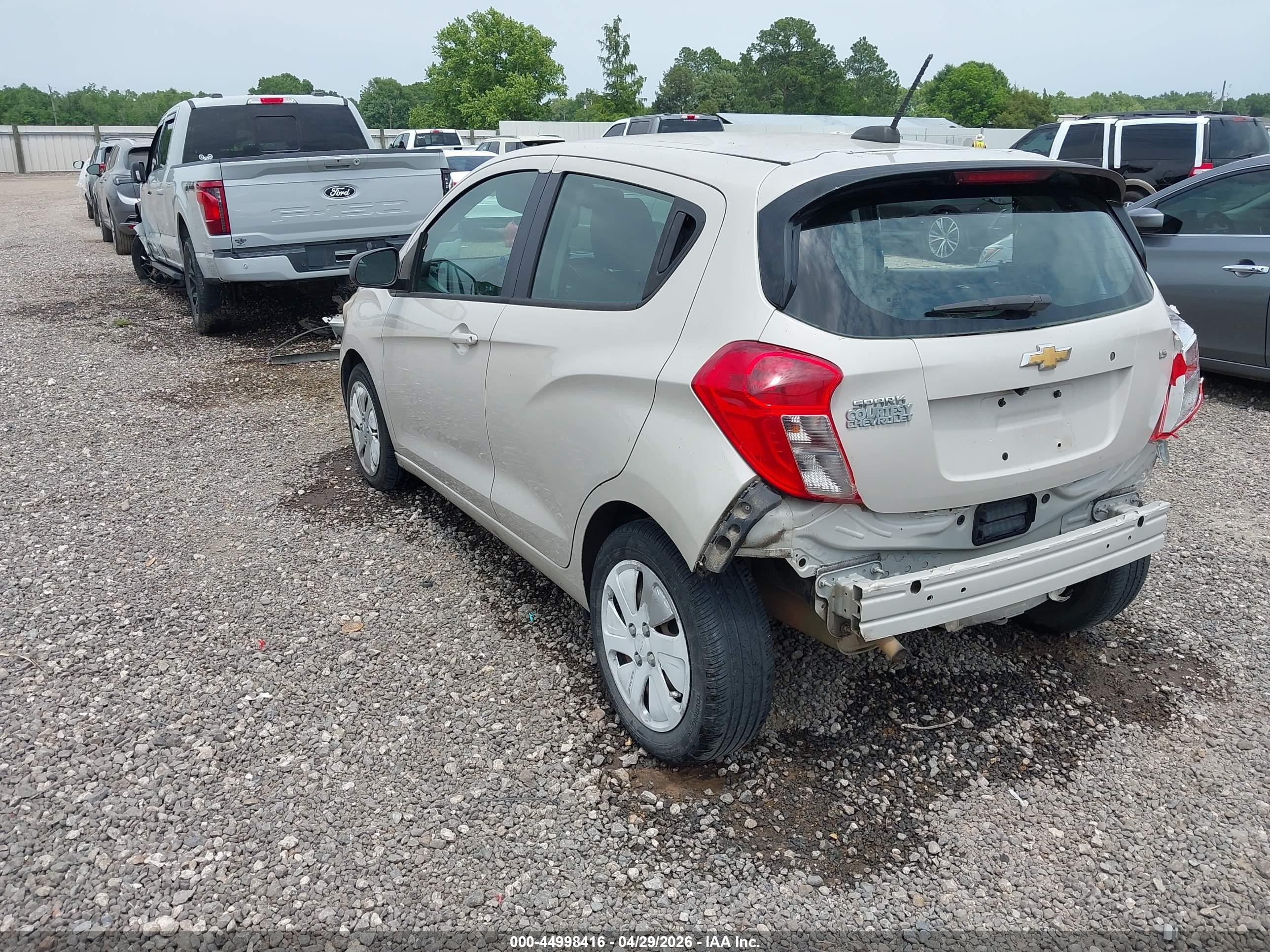 CHEVROLET SPARK image 3