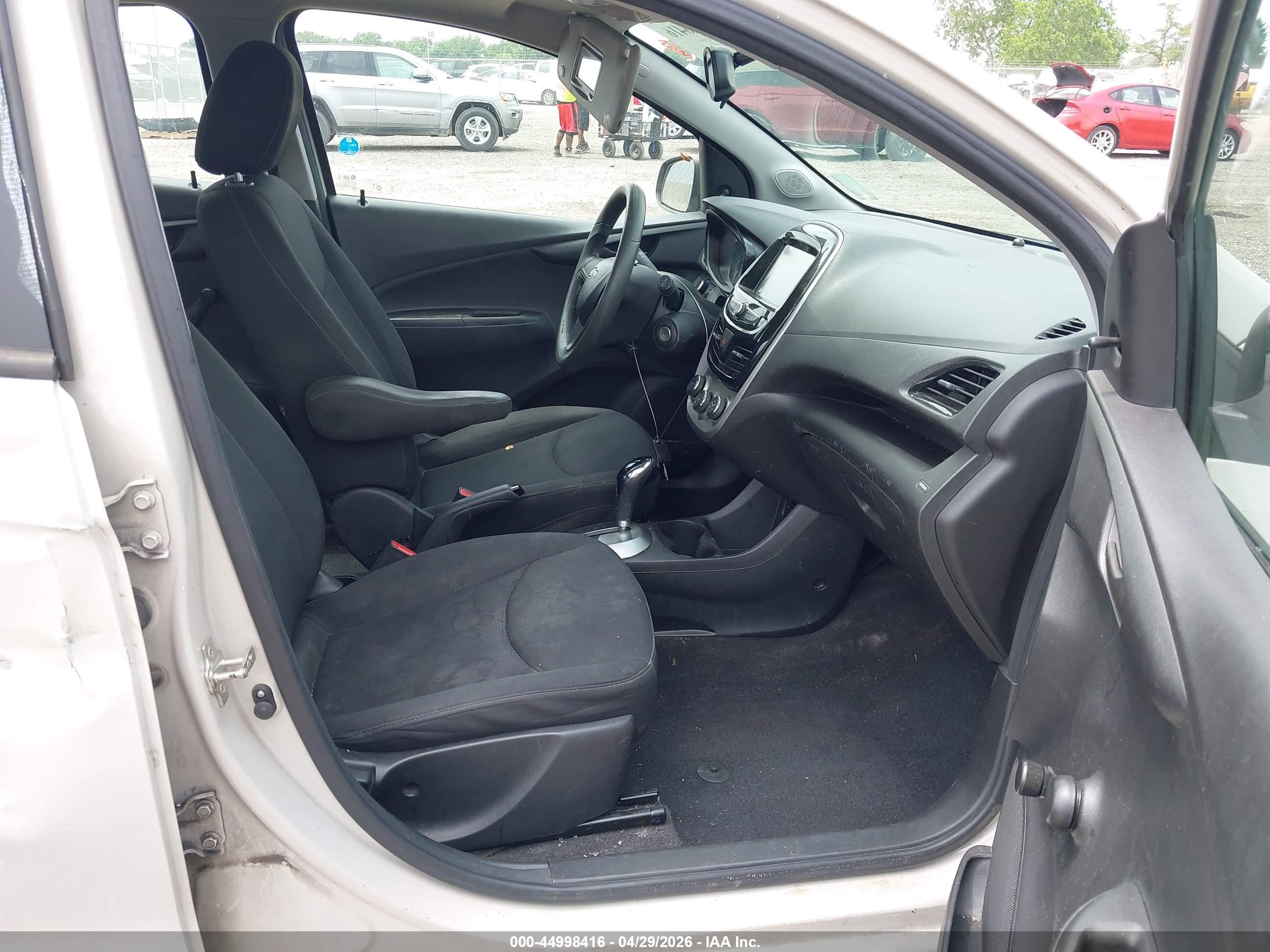 CHEVROLET SPARK image 5