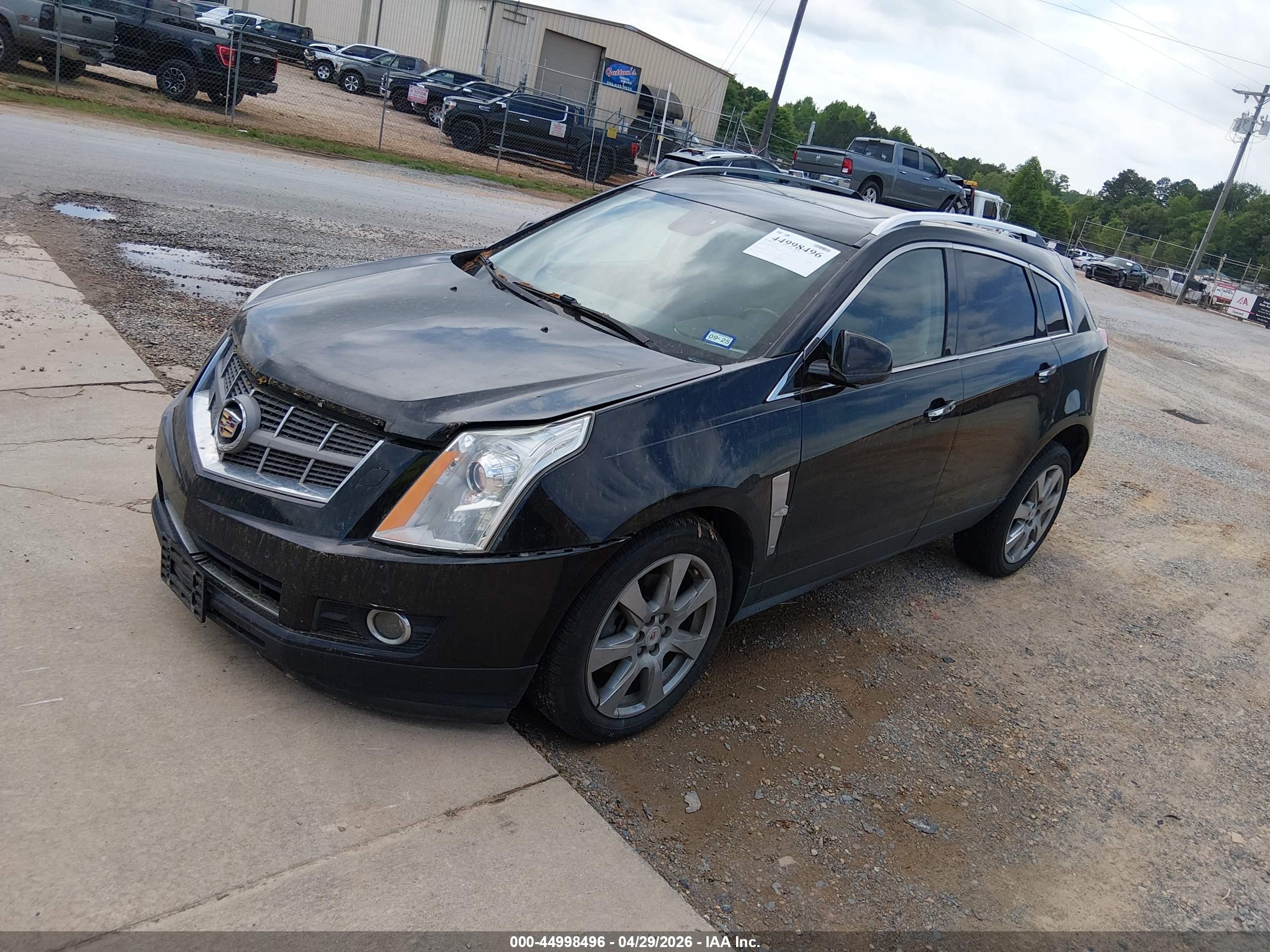 CADILLAC SRX image 2