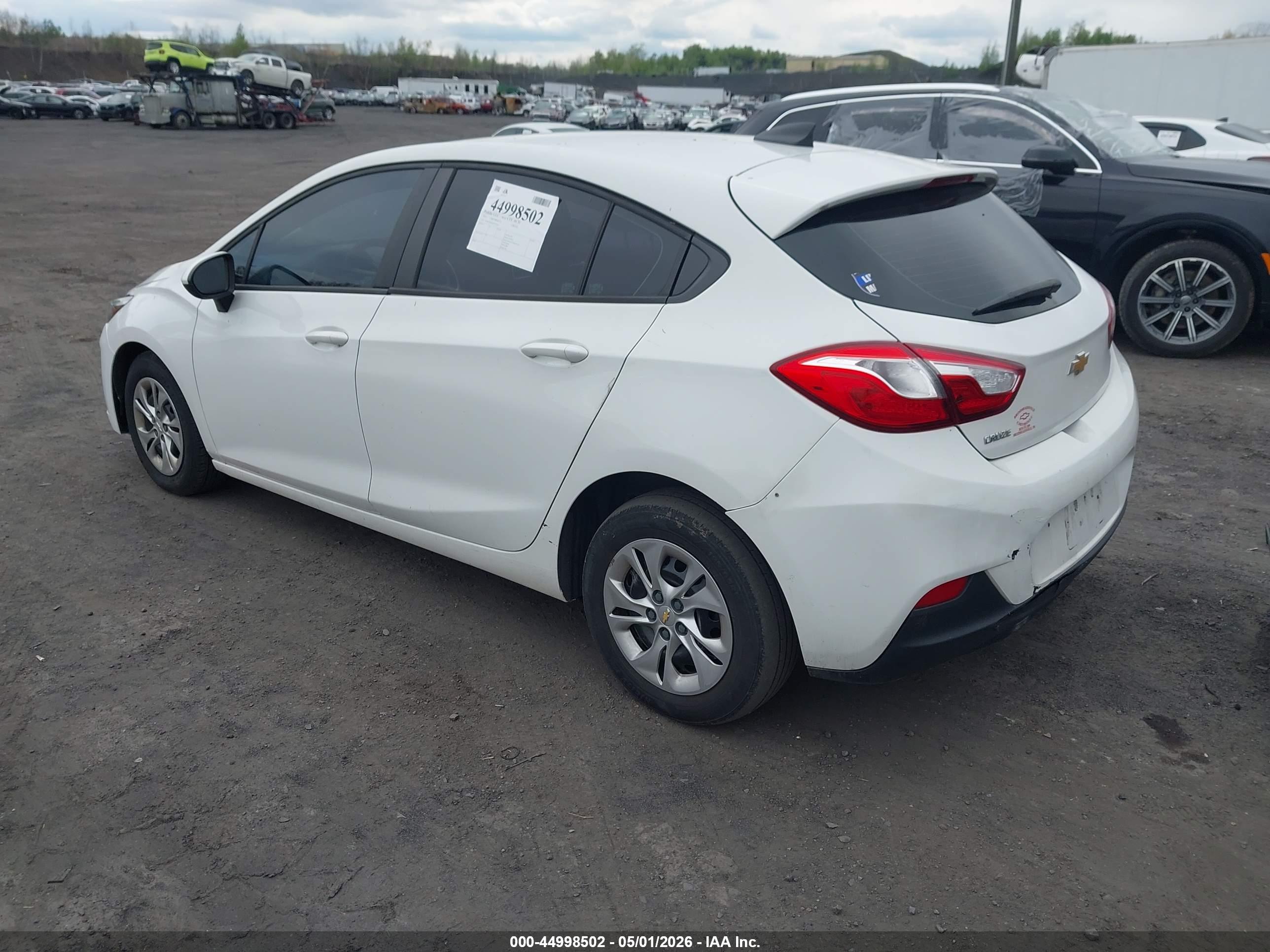 CHEVROLET CRUZE image 3
