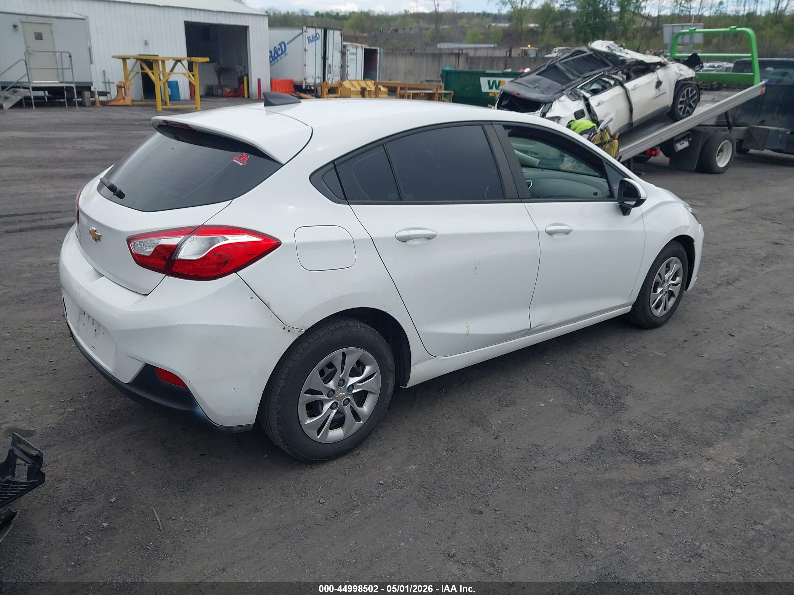 CHEVROLET CRUZE image 4