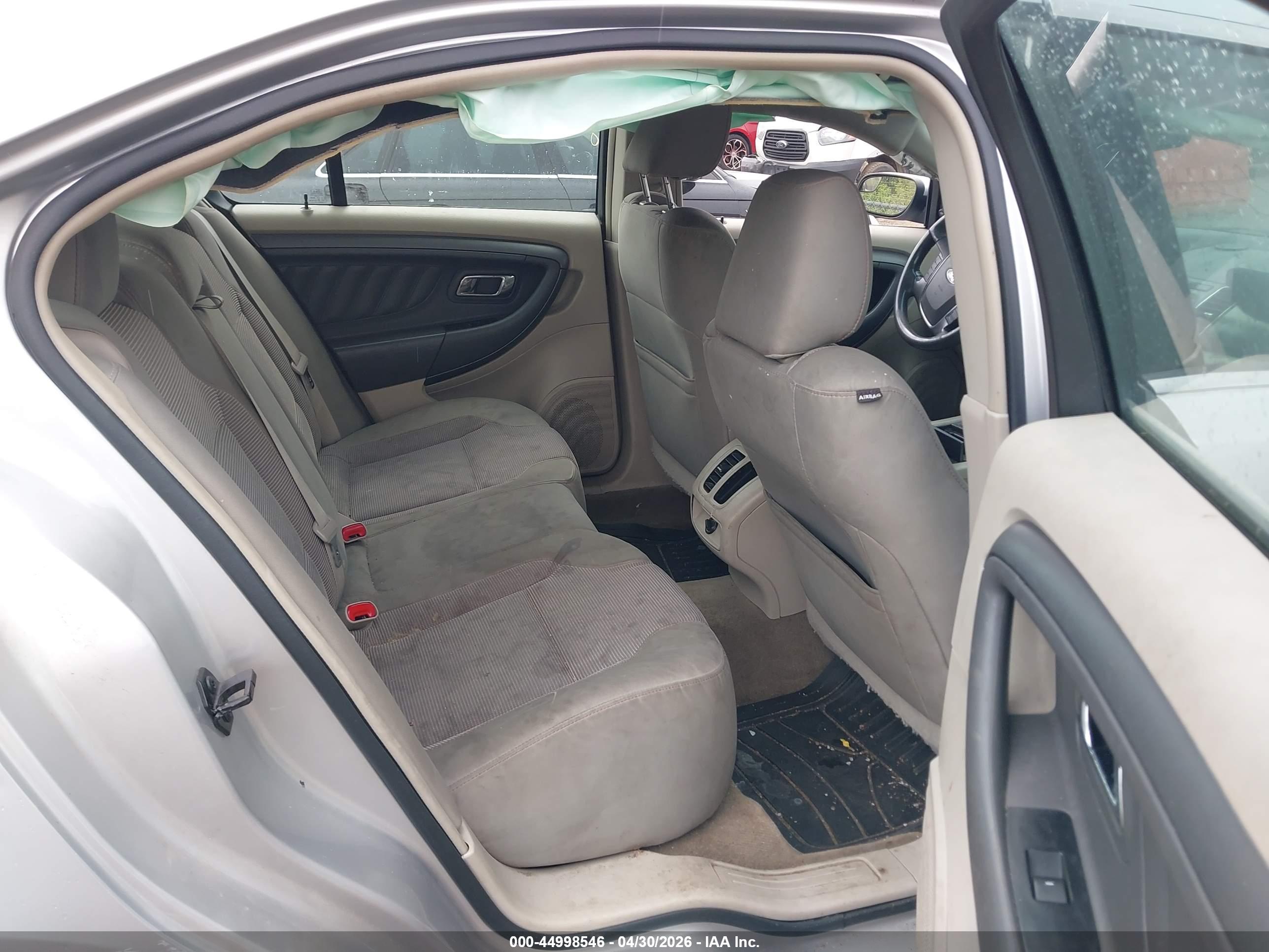 FORD TAURUS image 8