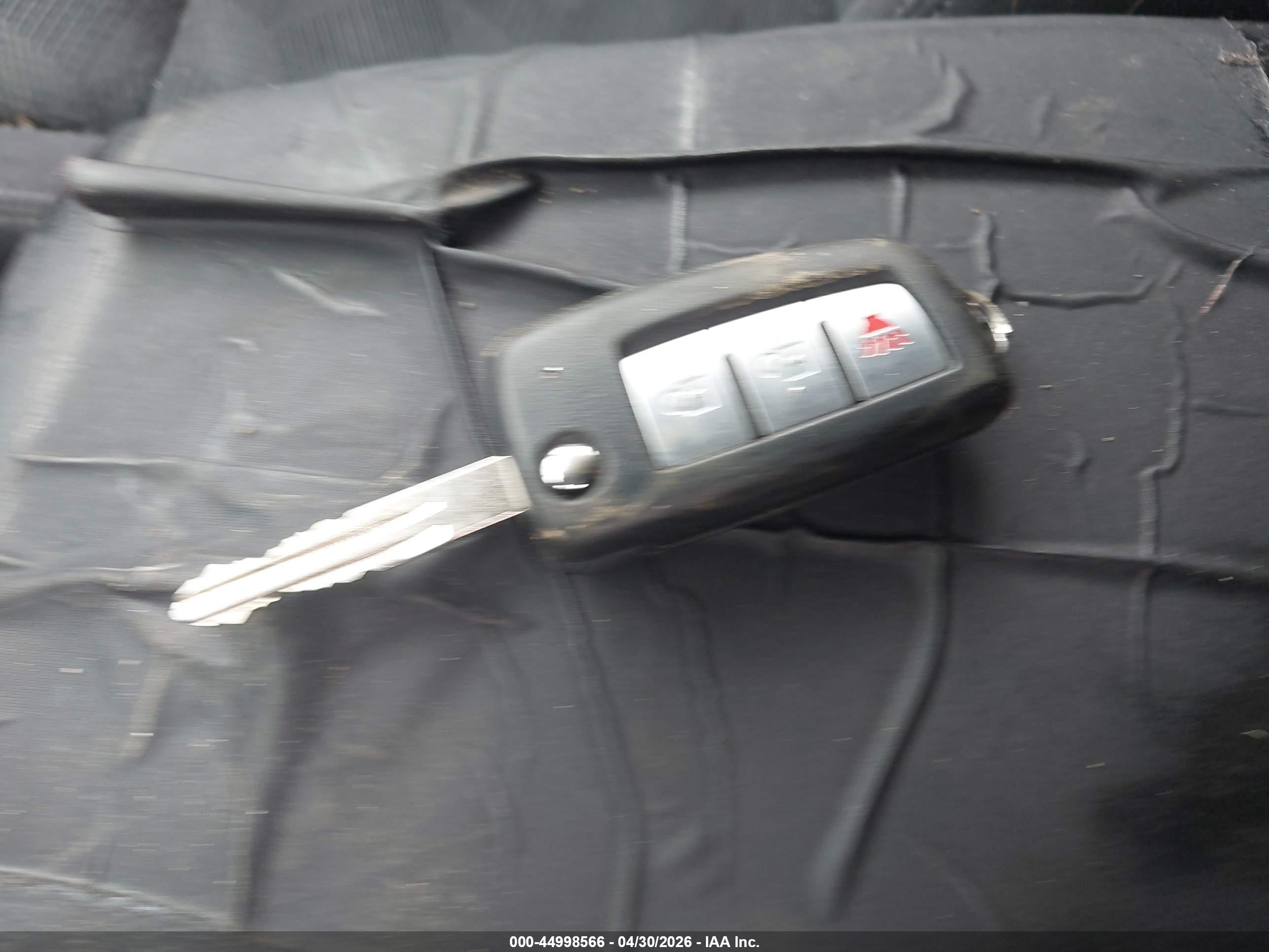 NISSAN ROGUE image 11