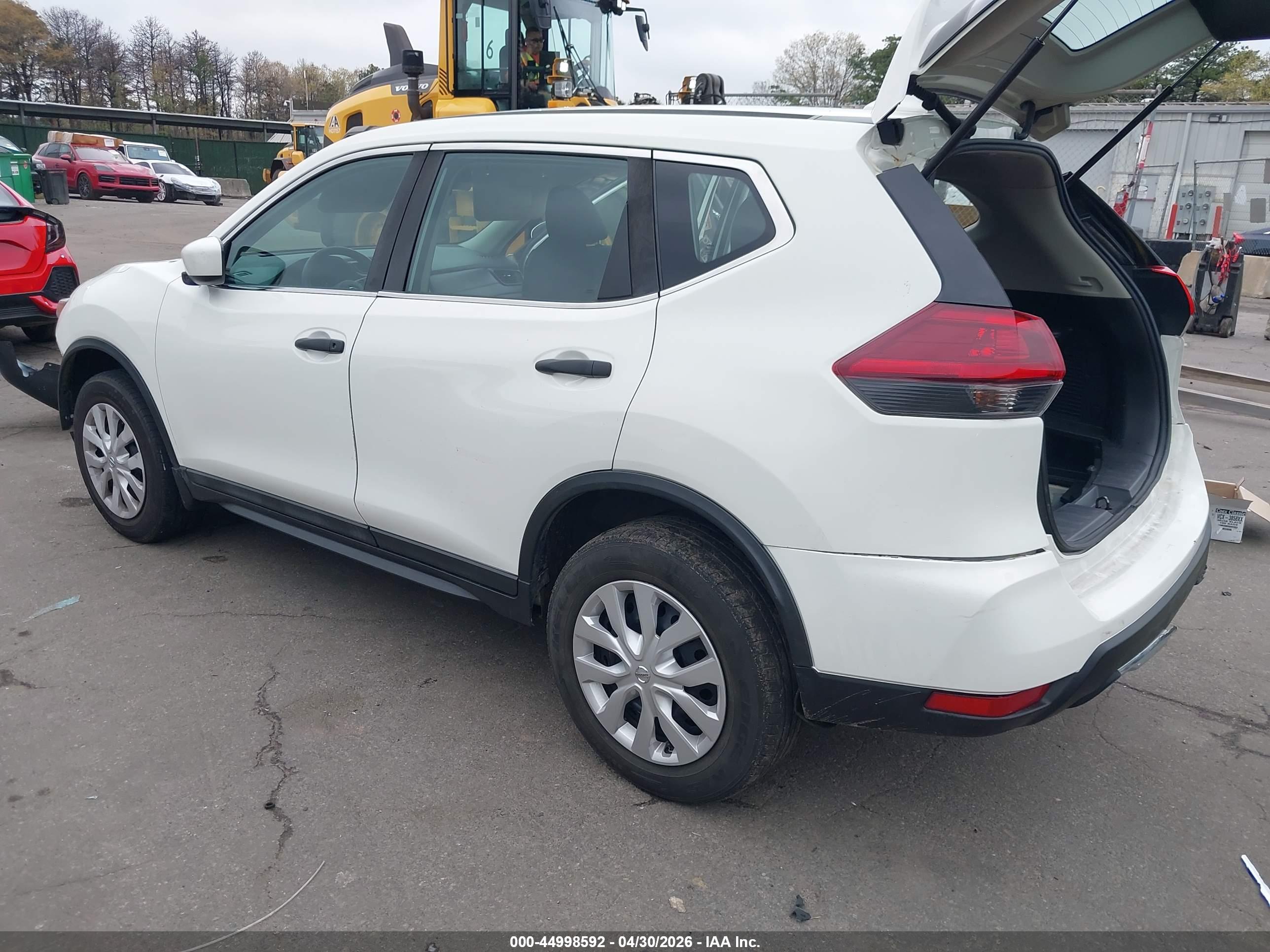 NISSAN ROGUE image 3