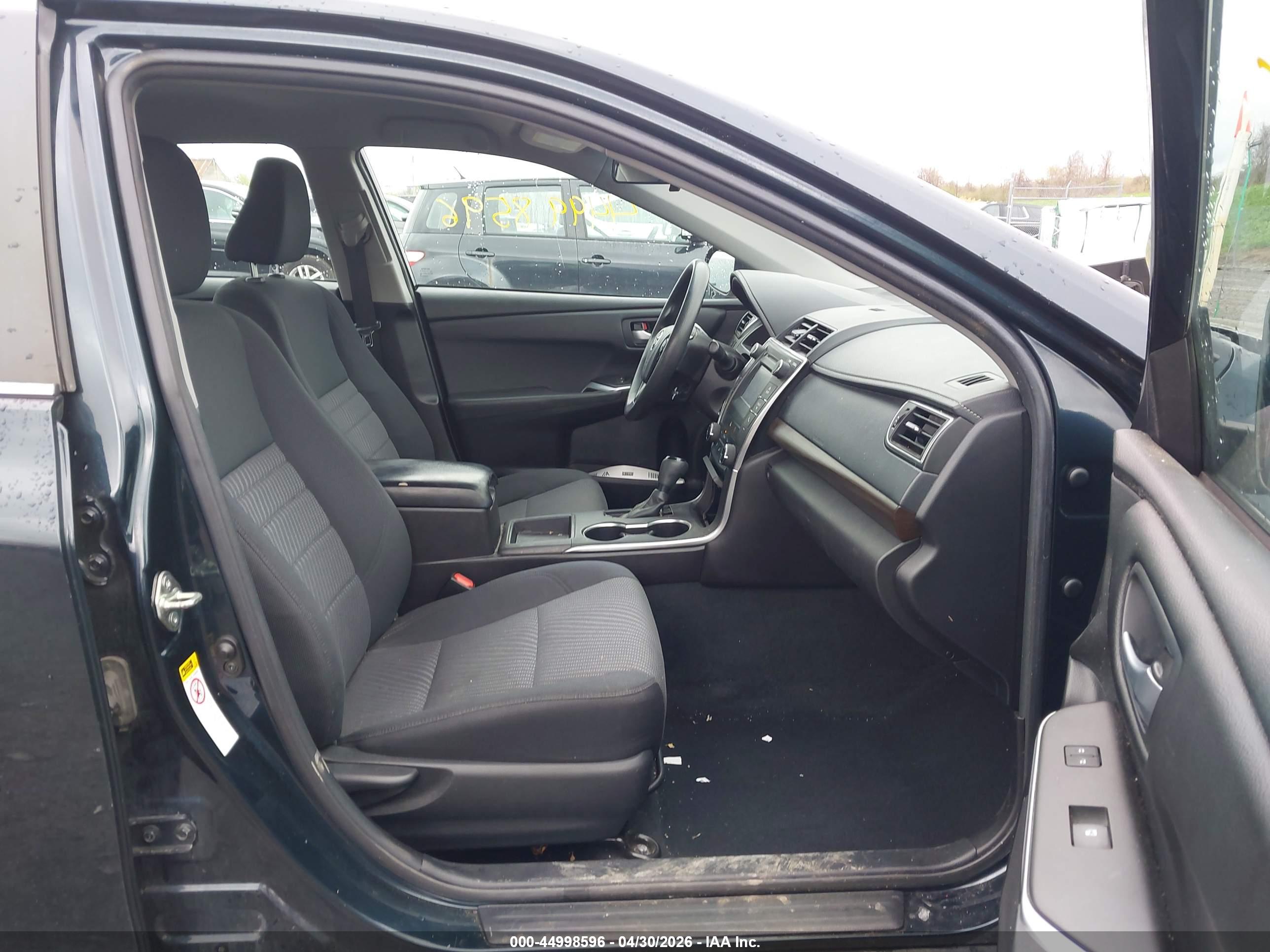 TOYOTA CAMRY image 5