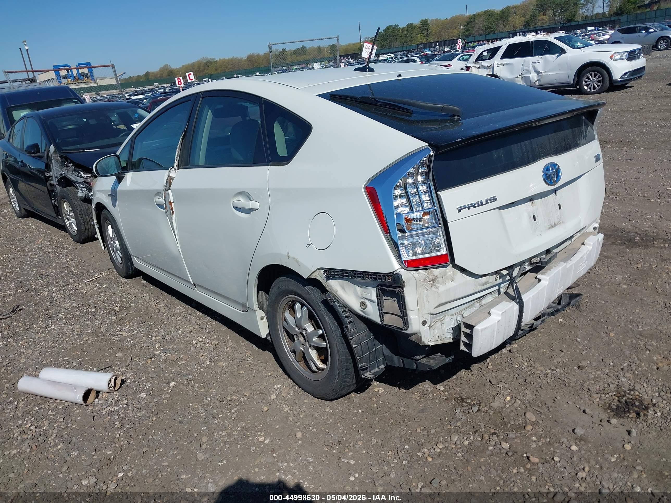 TOYOTA PRIUS image 3