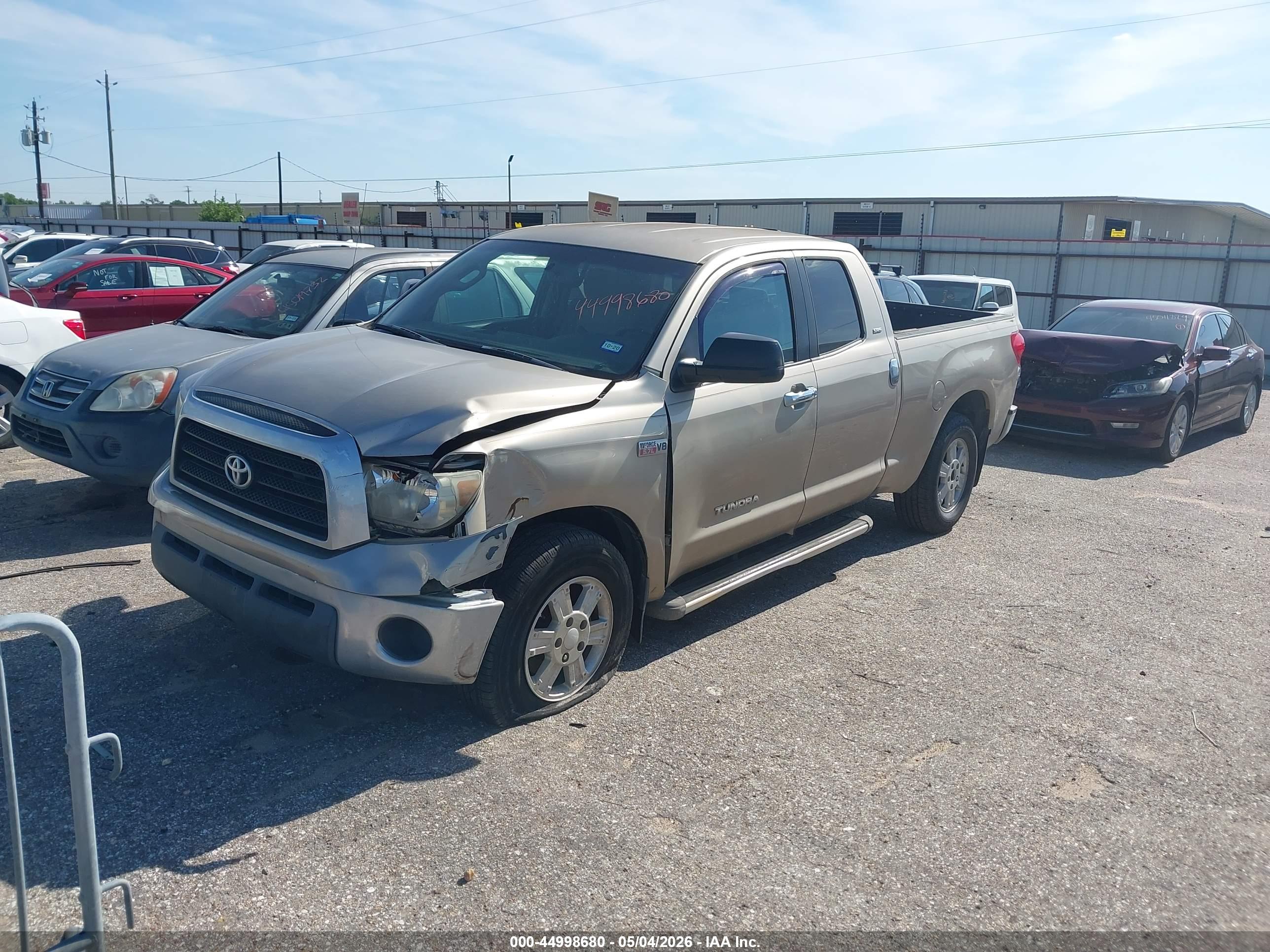 TOYOTA TUNDRA image 2