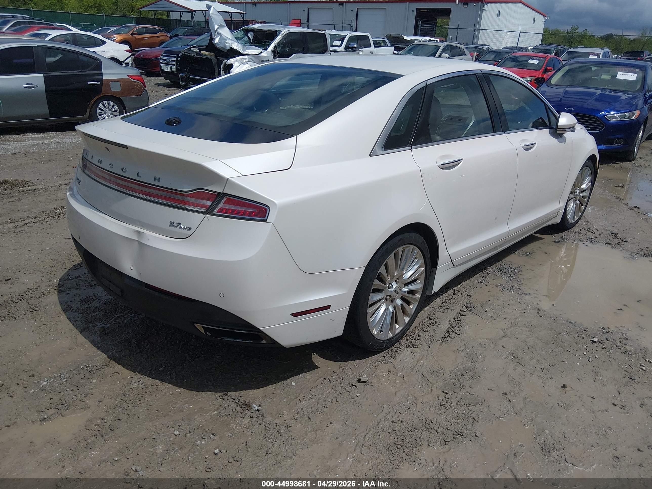 LINCOLN MKZ image 4