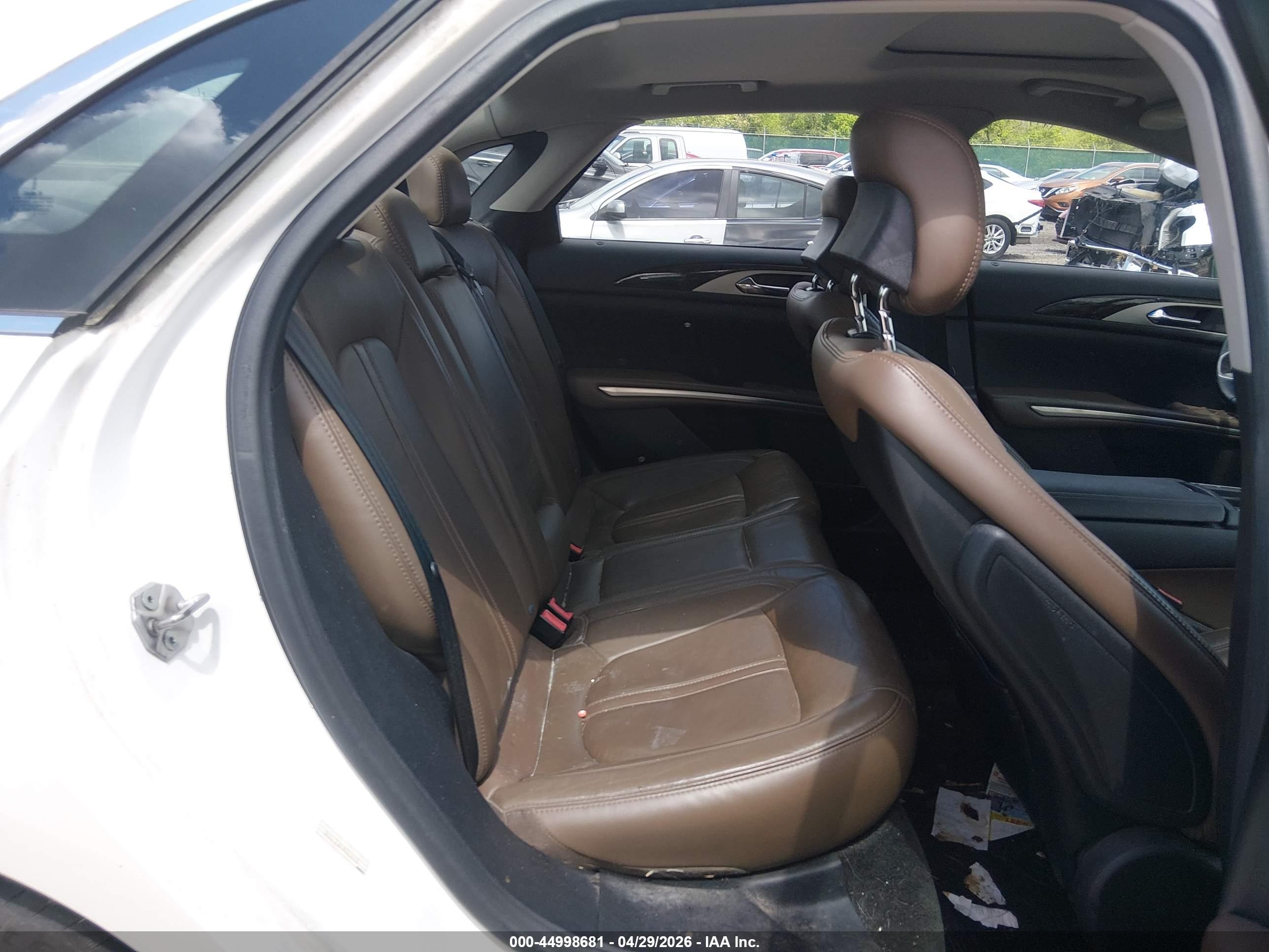 LINCOLN MKZ image 8