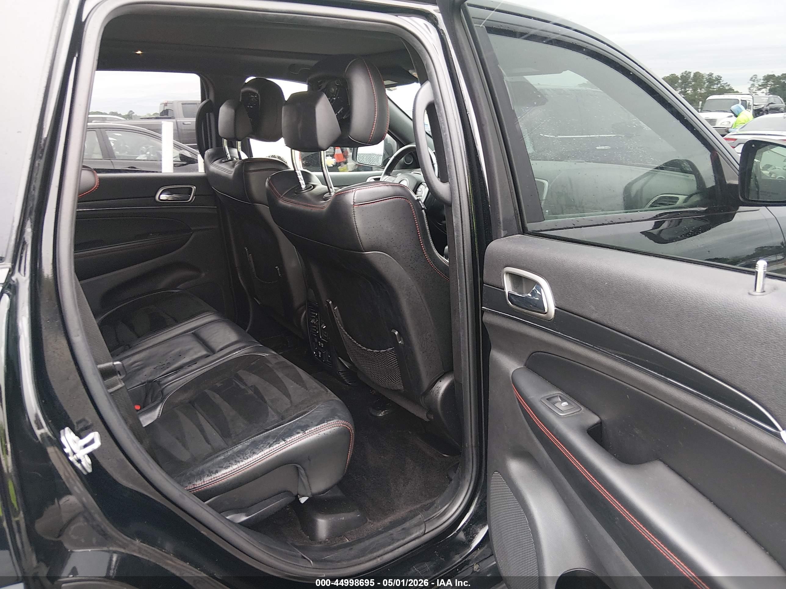 JEEP GRAND image 8