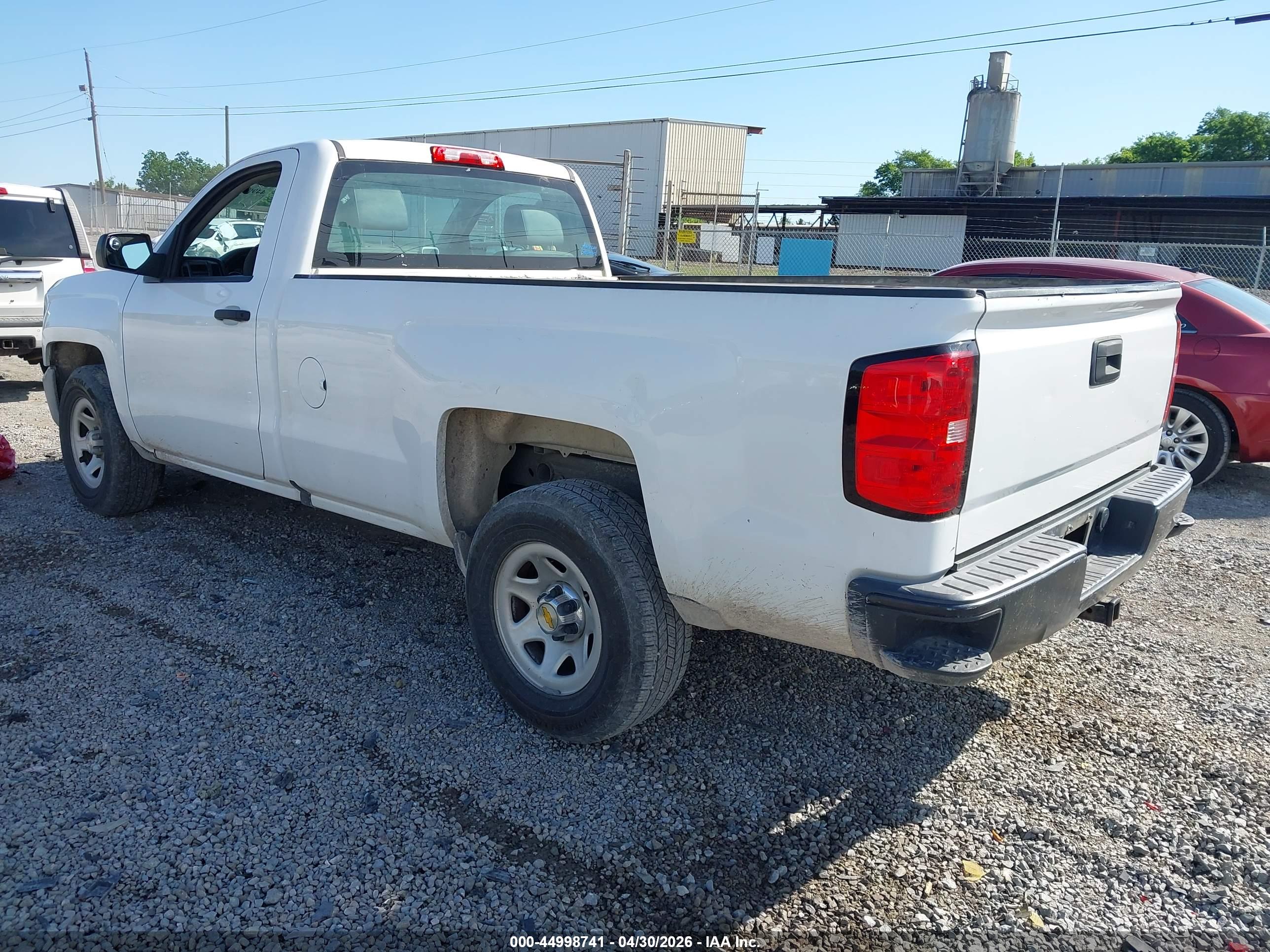 CHEVROLET SILVERADO image 3