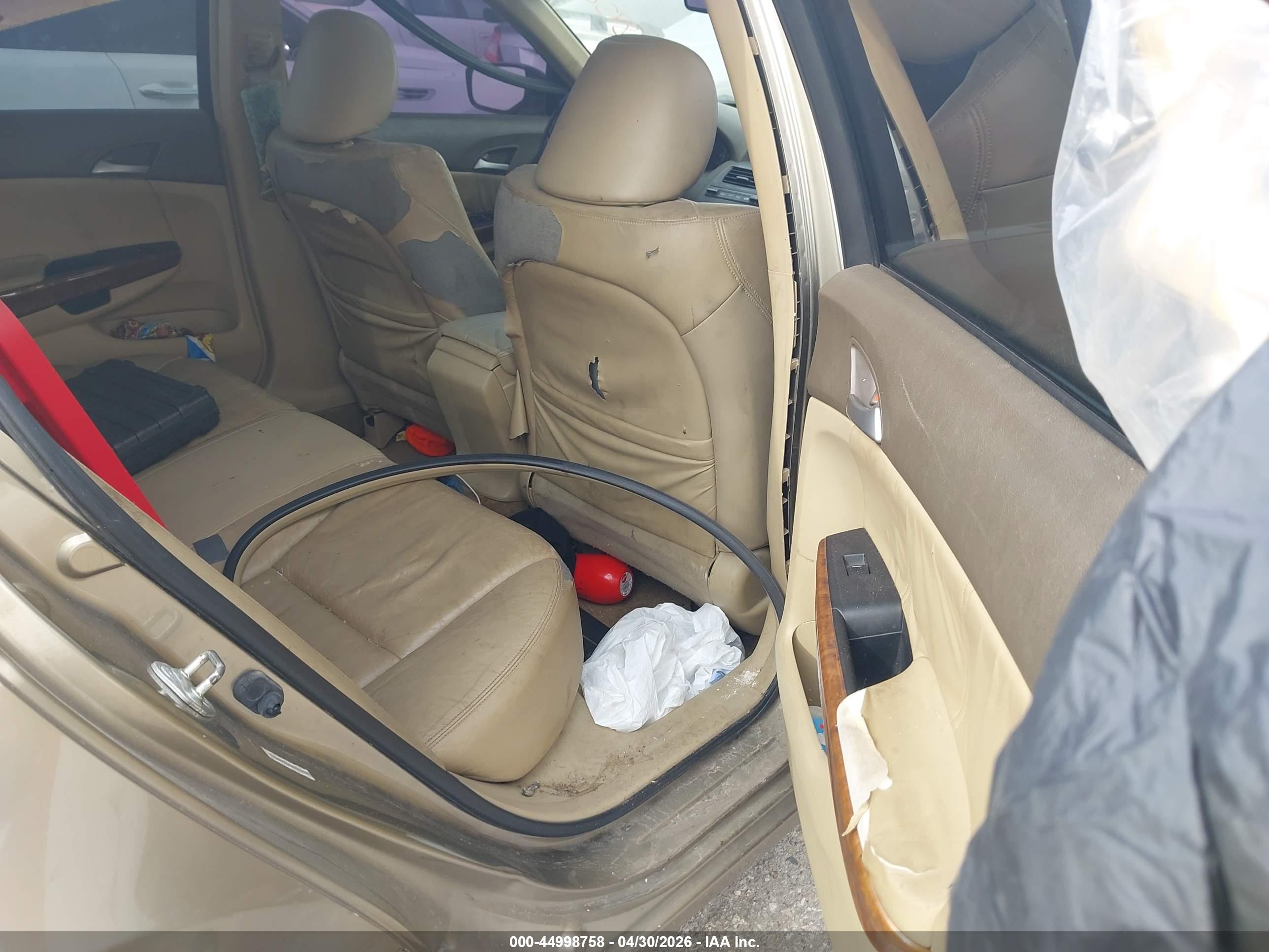 HONDA ACCORD image 8