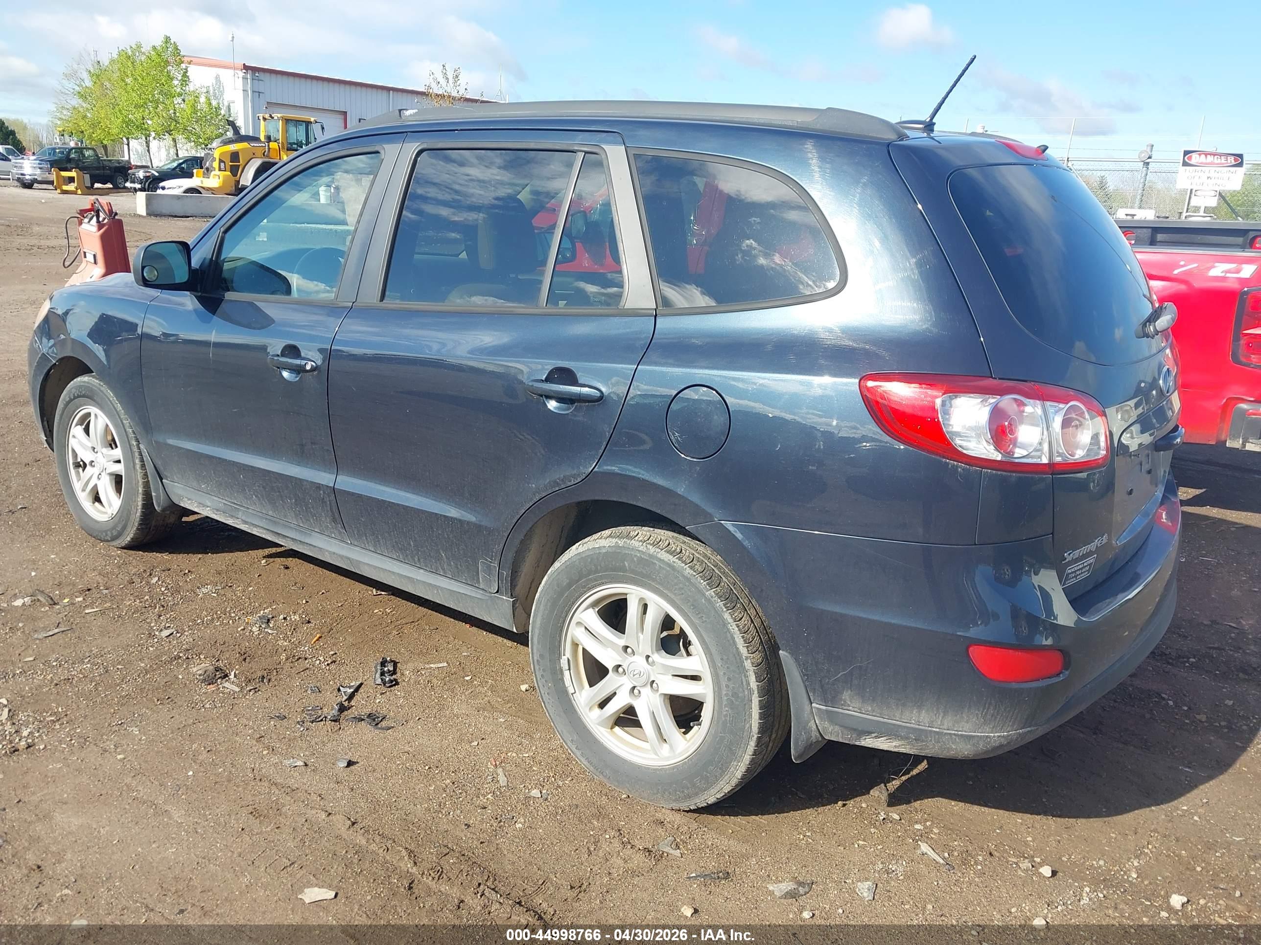 HYUNDAI SANTA image 3