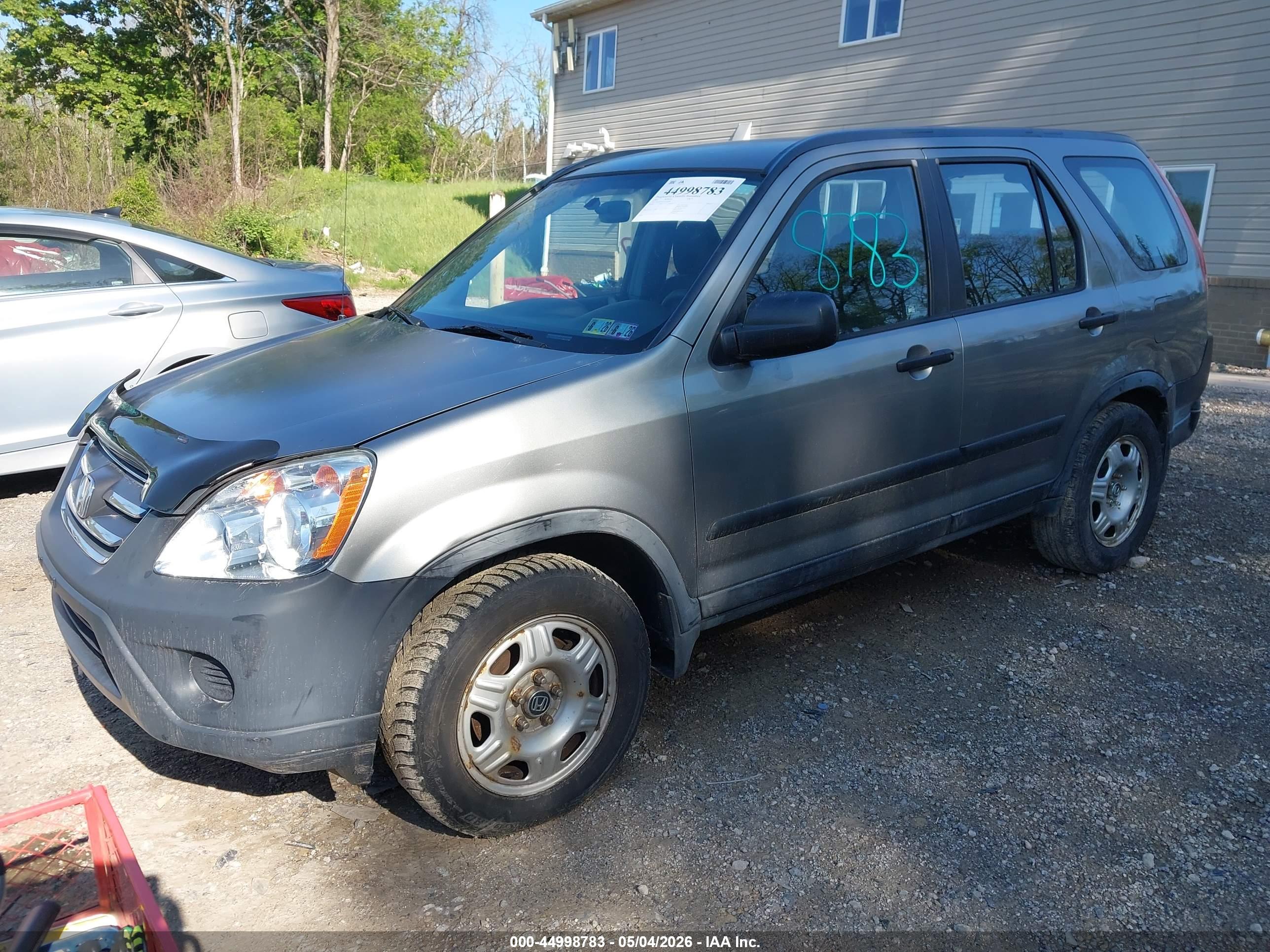 HONDA CR-V image 2