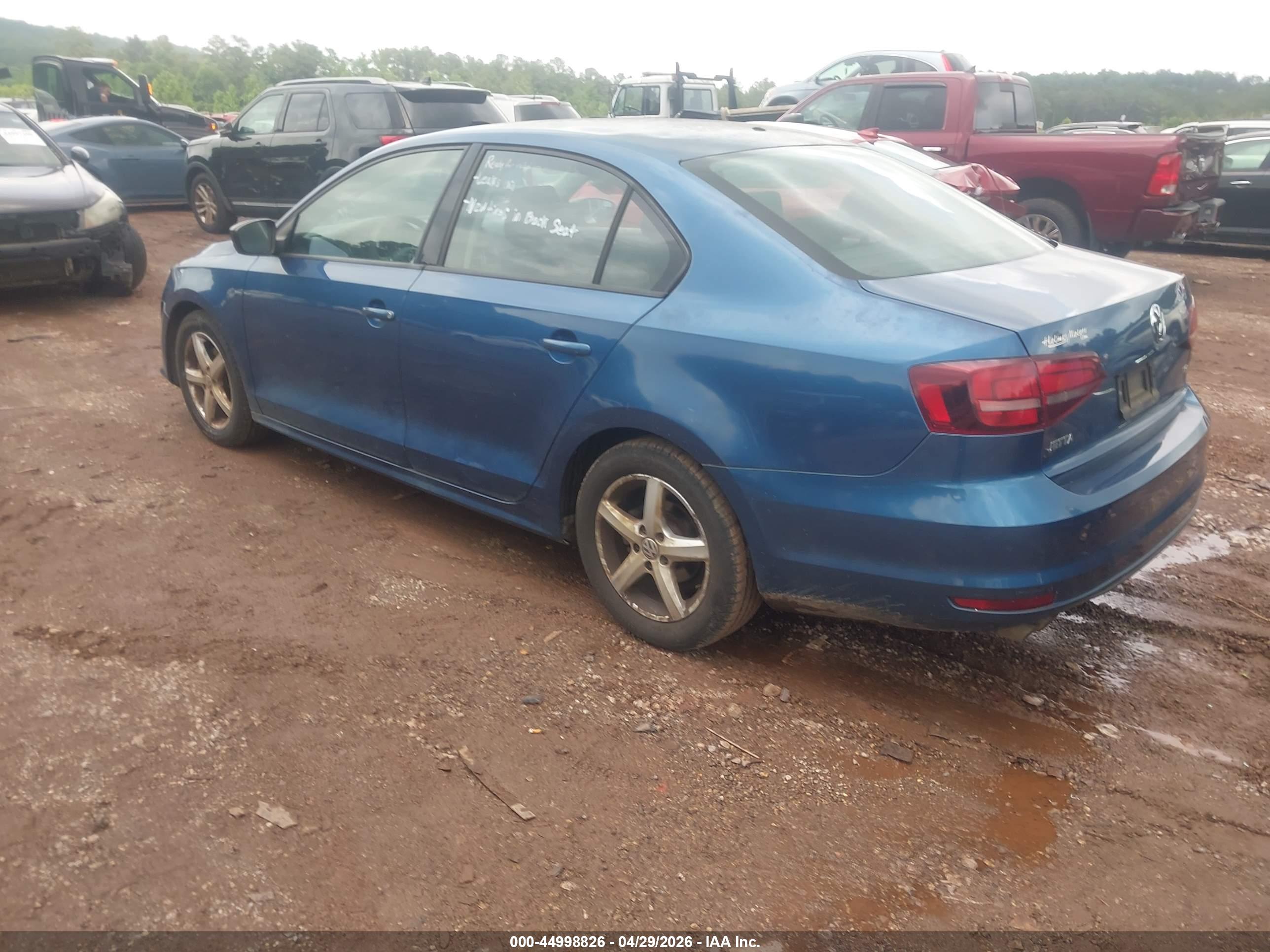 VOLKSWAGEN JETTA image 3