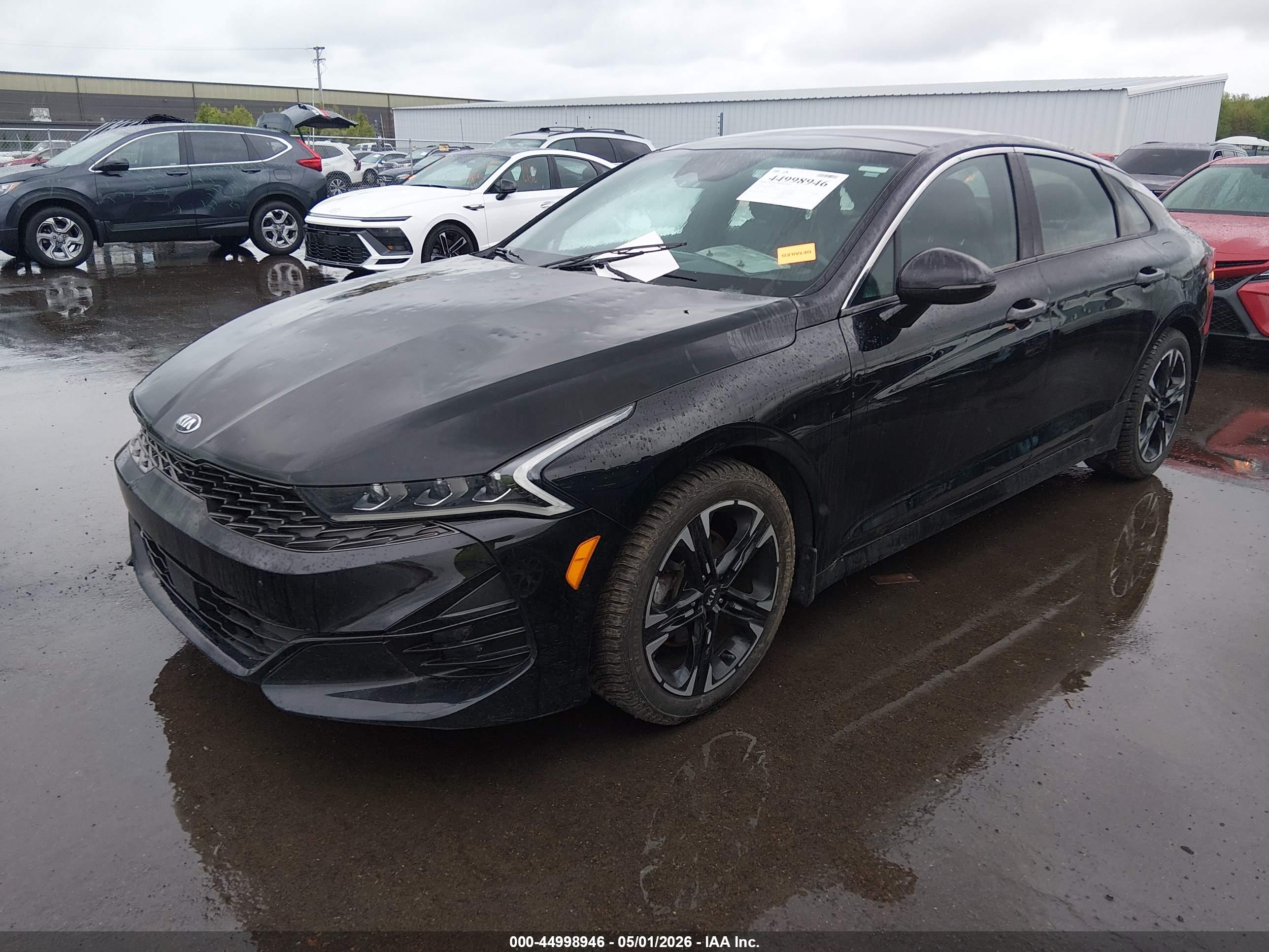 KIA K5 image 2