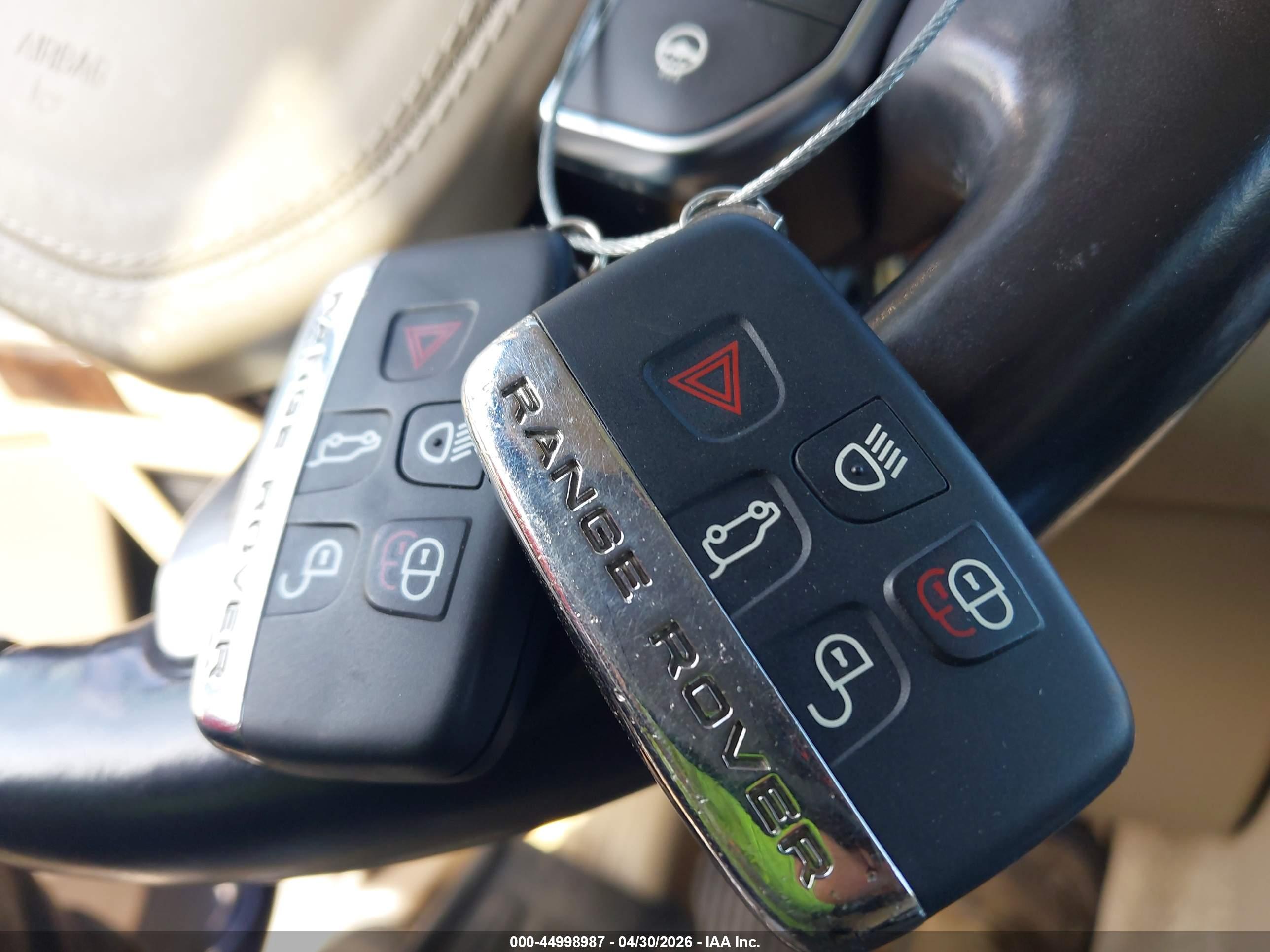 LAND ROVER image 11