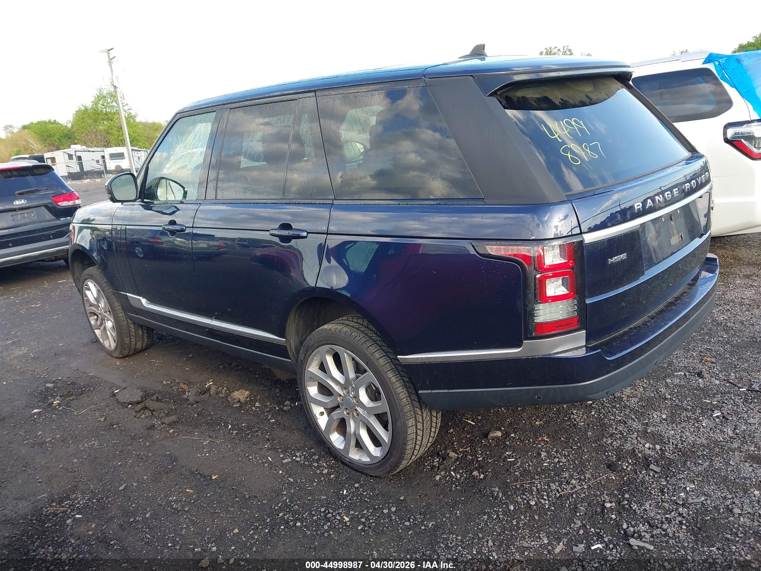 LAND ROVER image 3