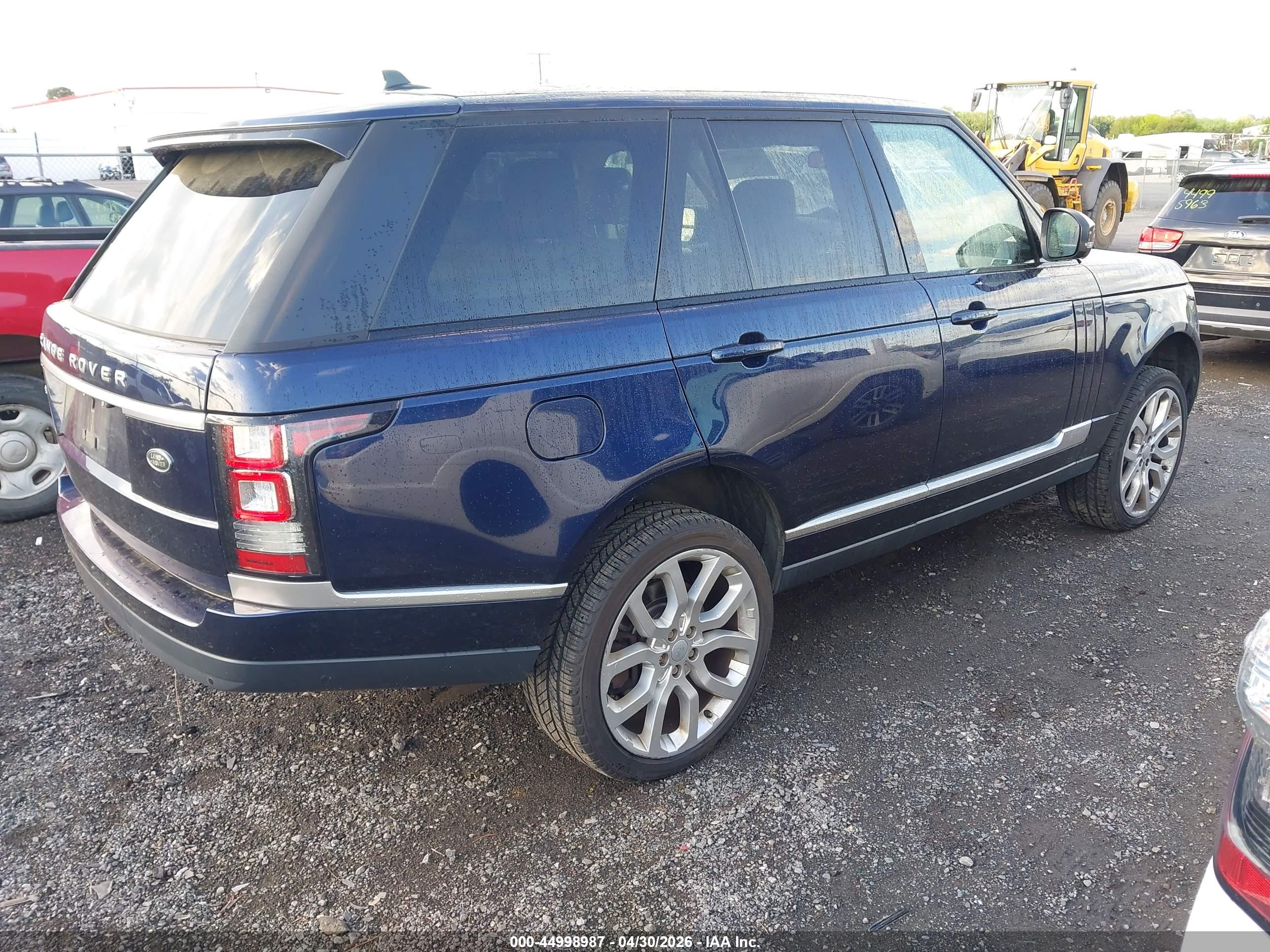 LAND ROVER image 4