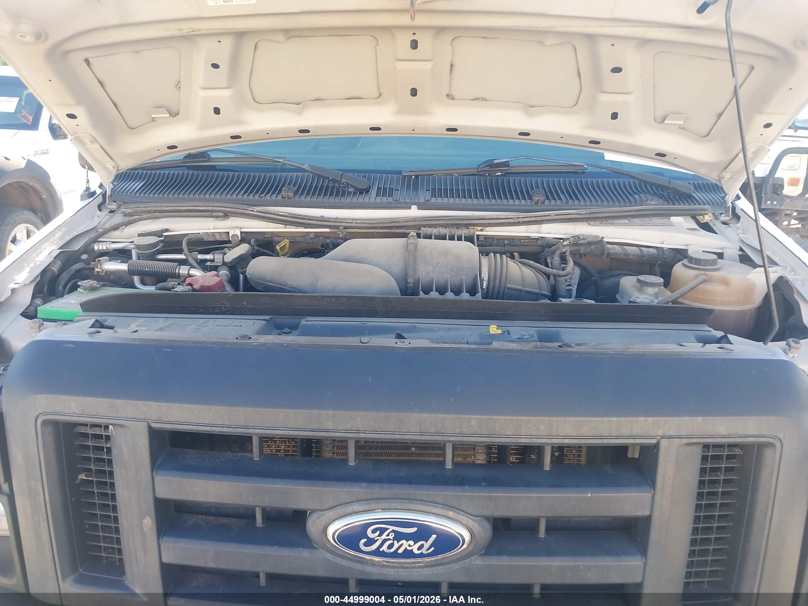 FORD E-350 image 10