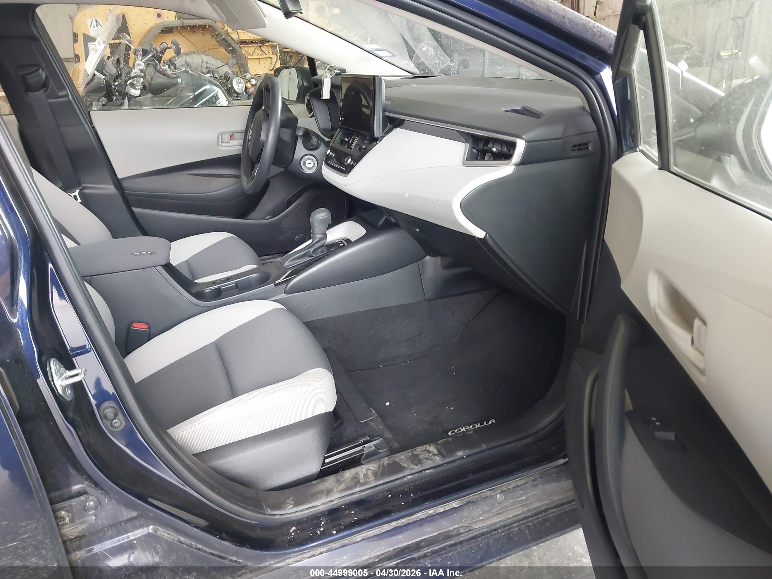 TOYOTA COROLLA image 5