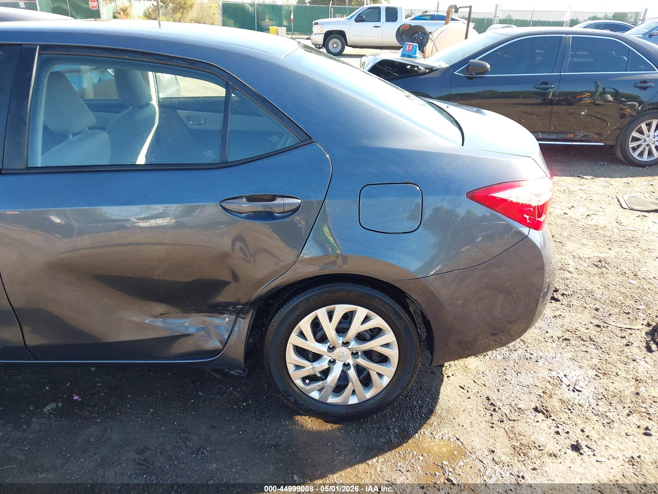 TOYOTA COROLLA image 6