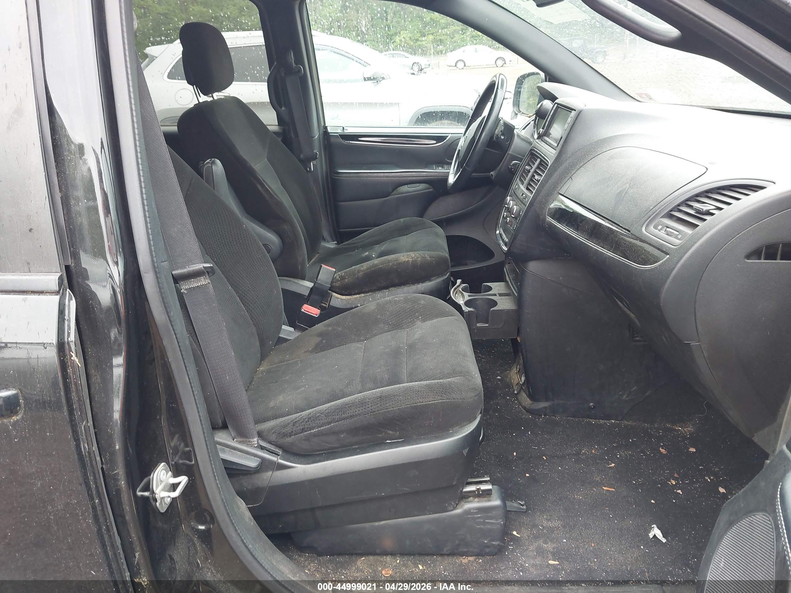 DODGE GRAND image 5