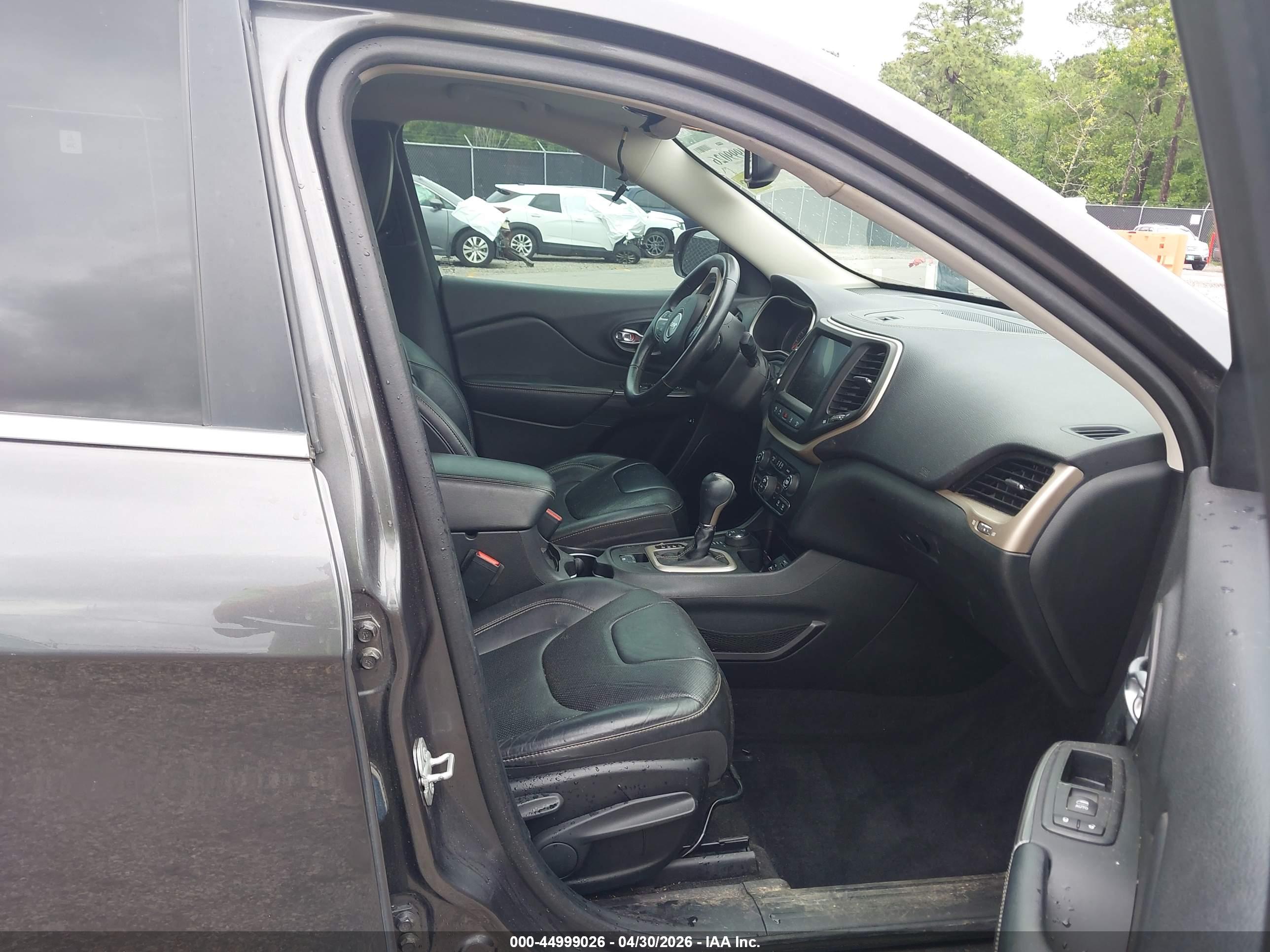 JEEP CHEROKEE image 5