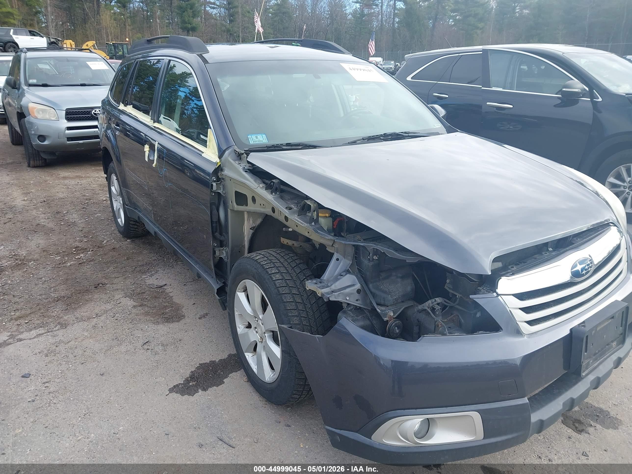 SUBARU OUTBACK image 6
