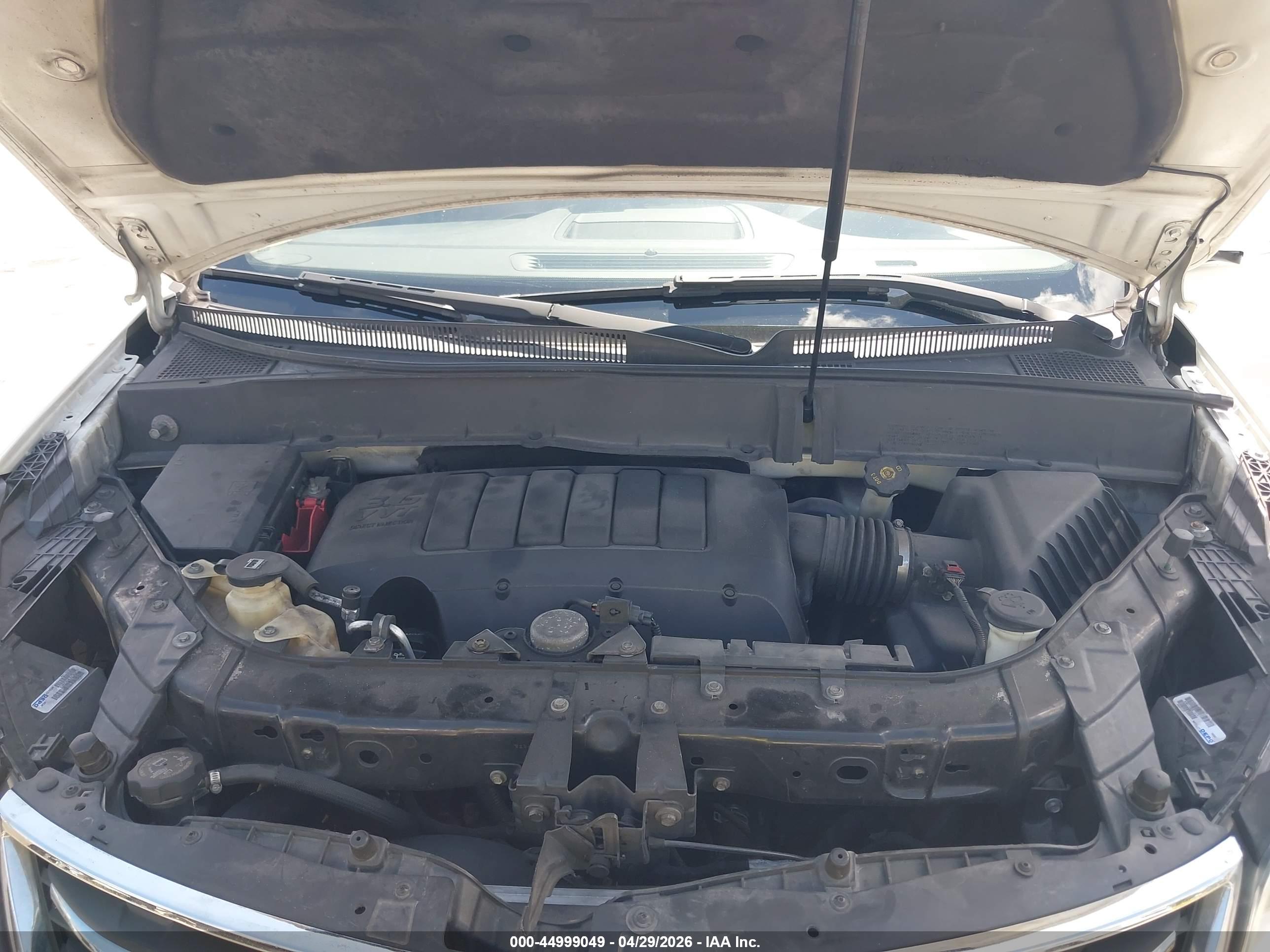 CHEVROLET TRAVERSE image 10