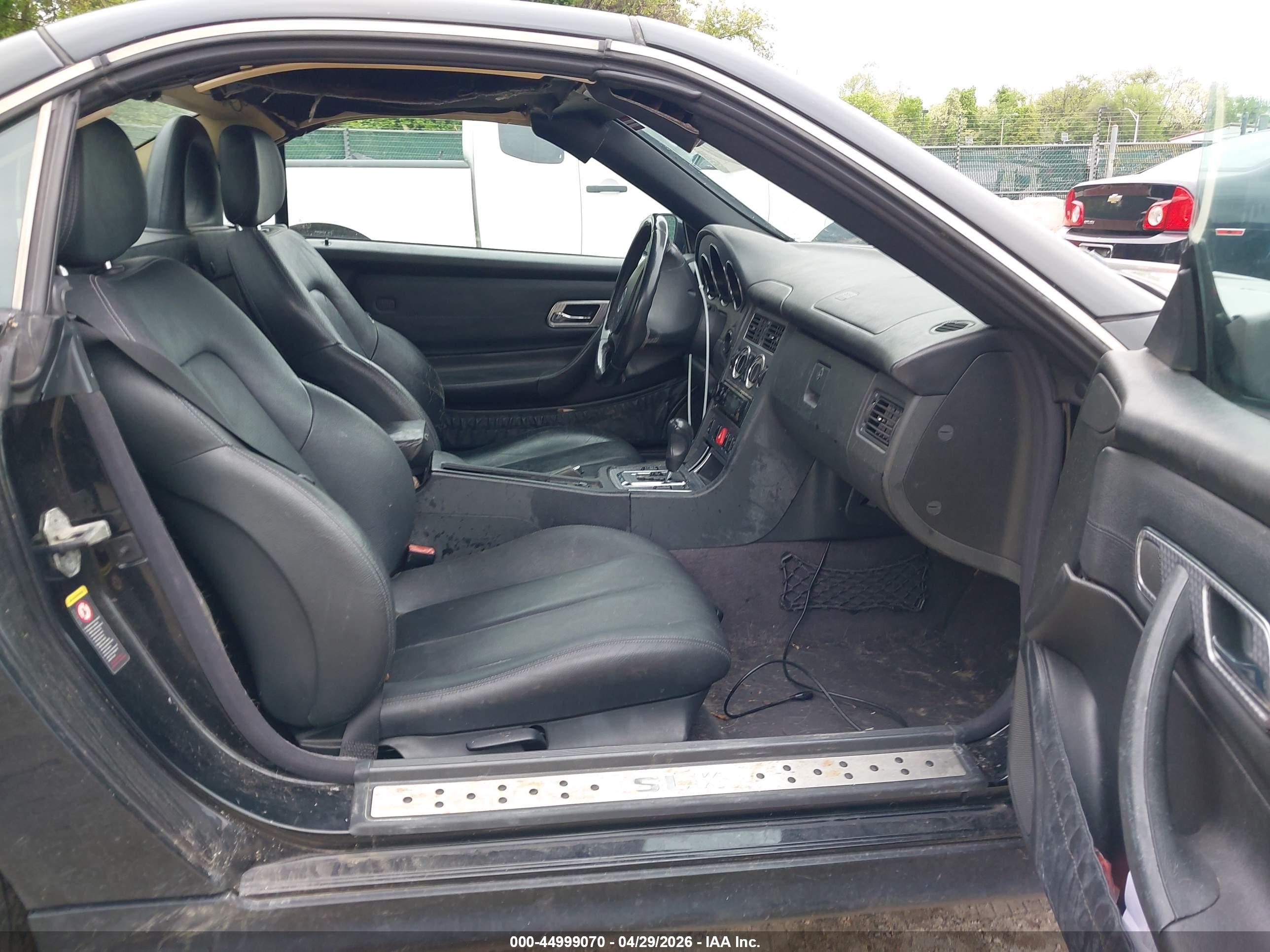 MERCEDES-BENZ SLK image 5