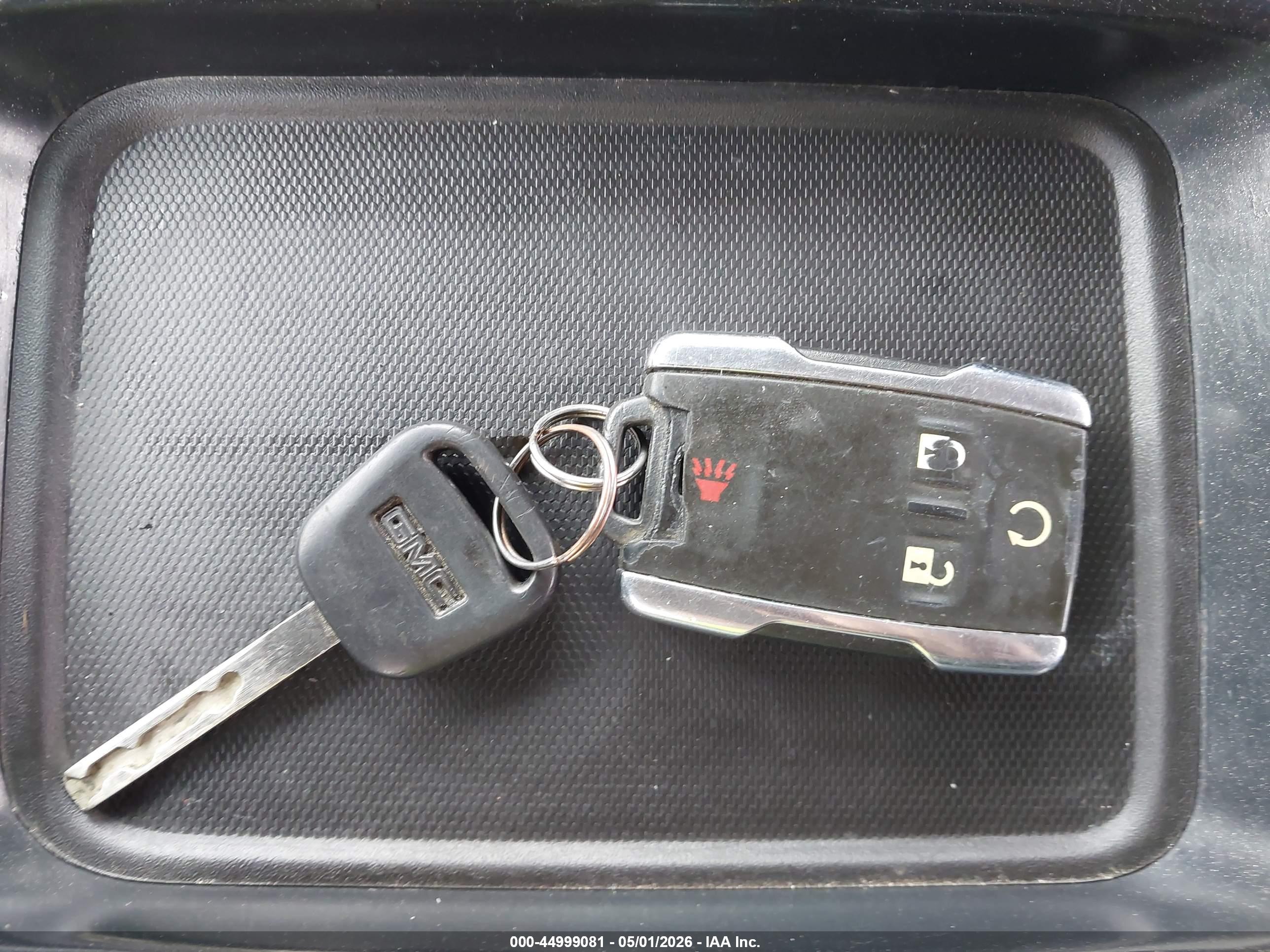 GMC SIERRA image 11