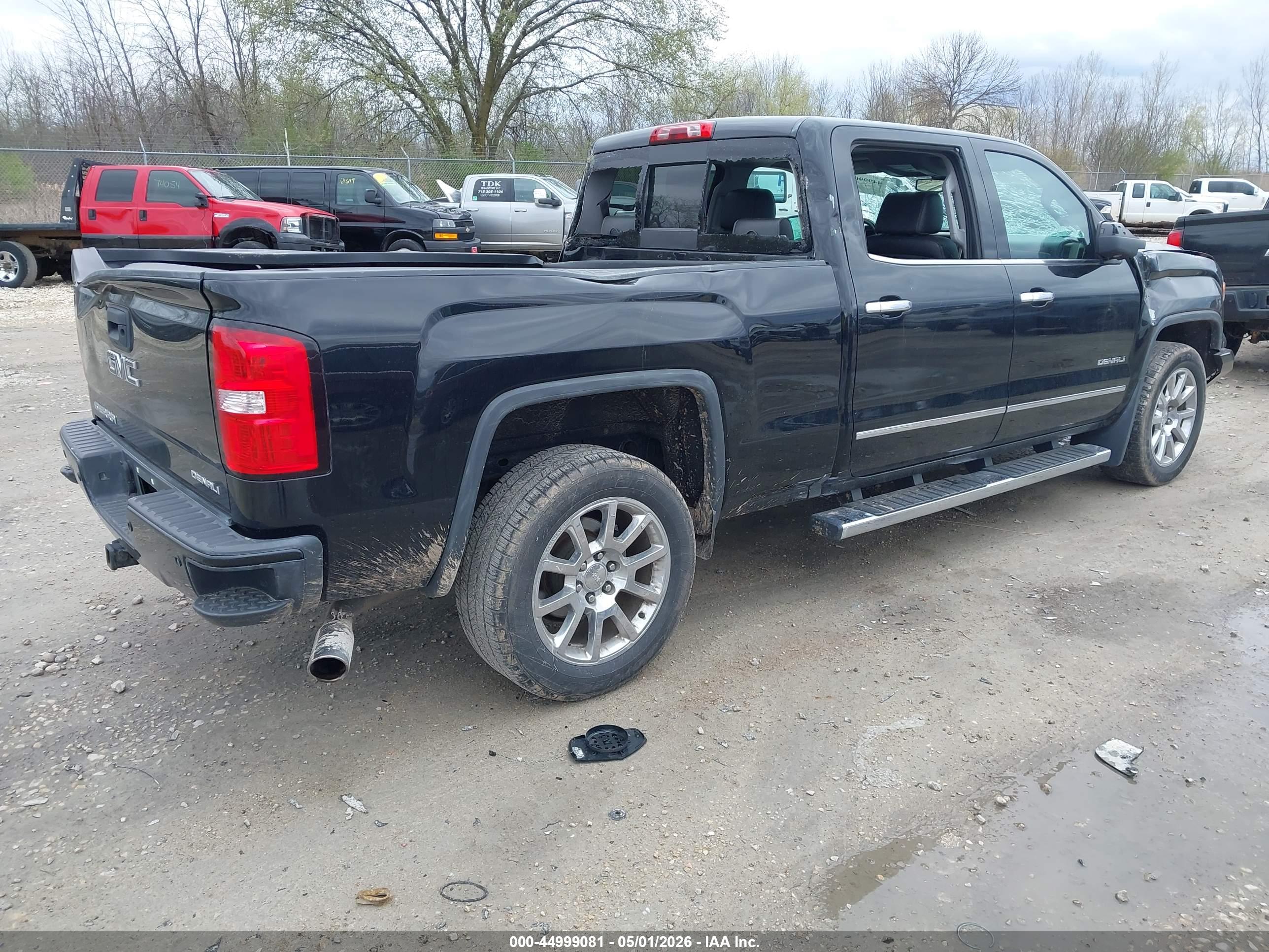 GMC SIERRA image 4
