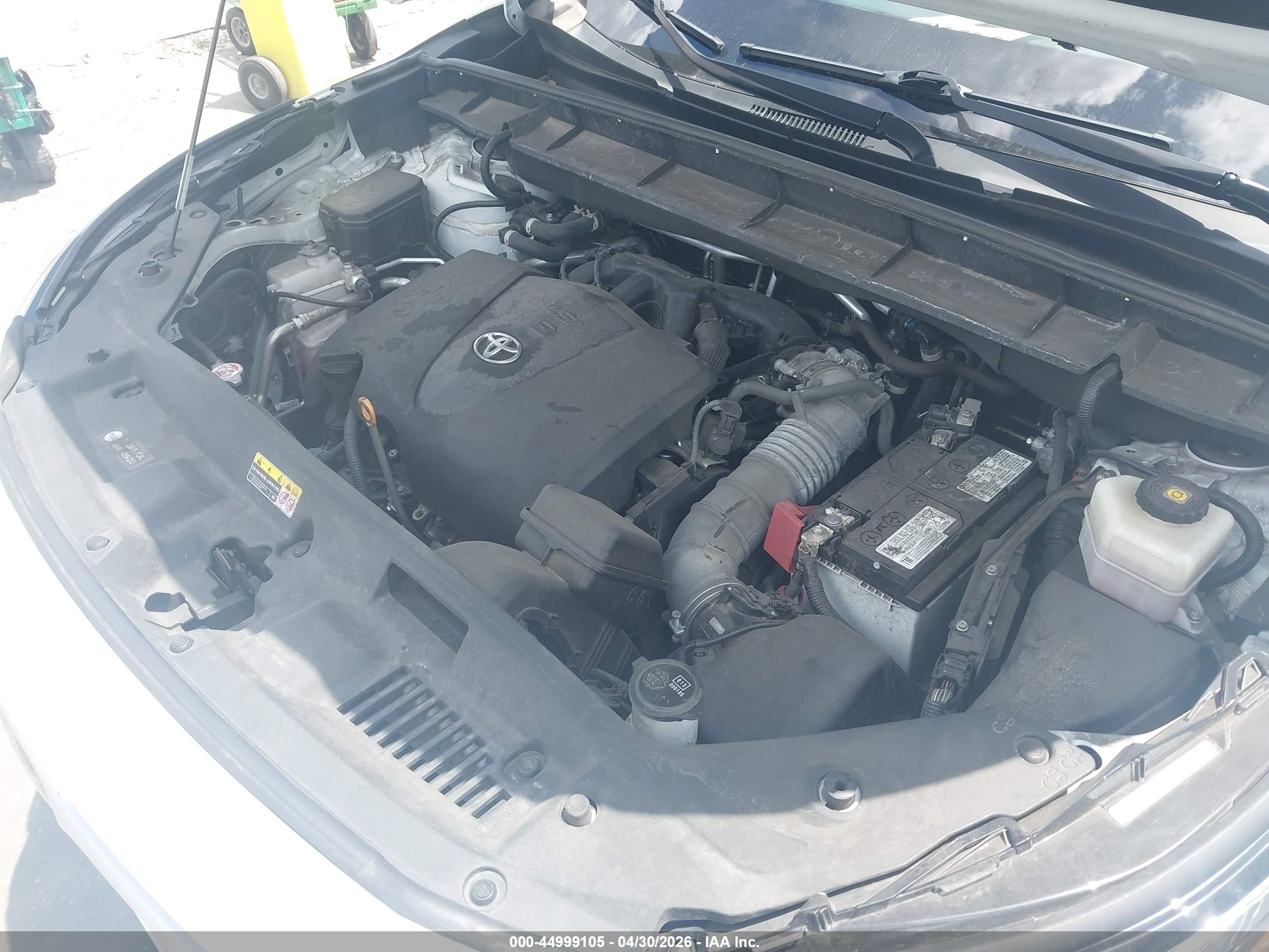 TOYOTA HIGHLANDER image 10