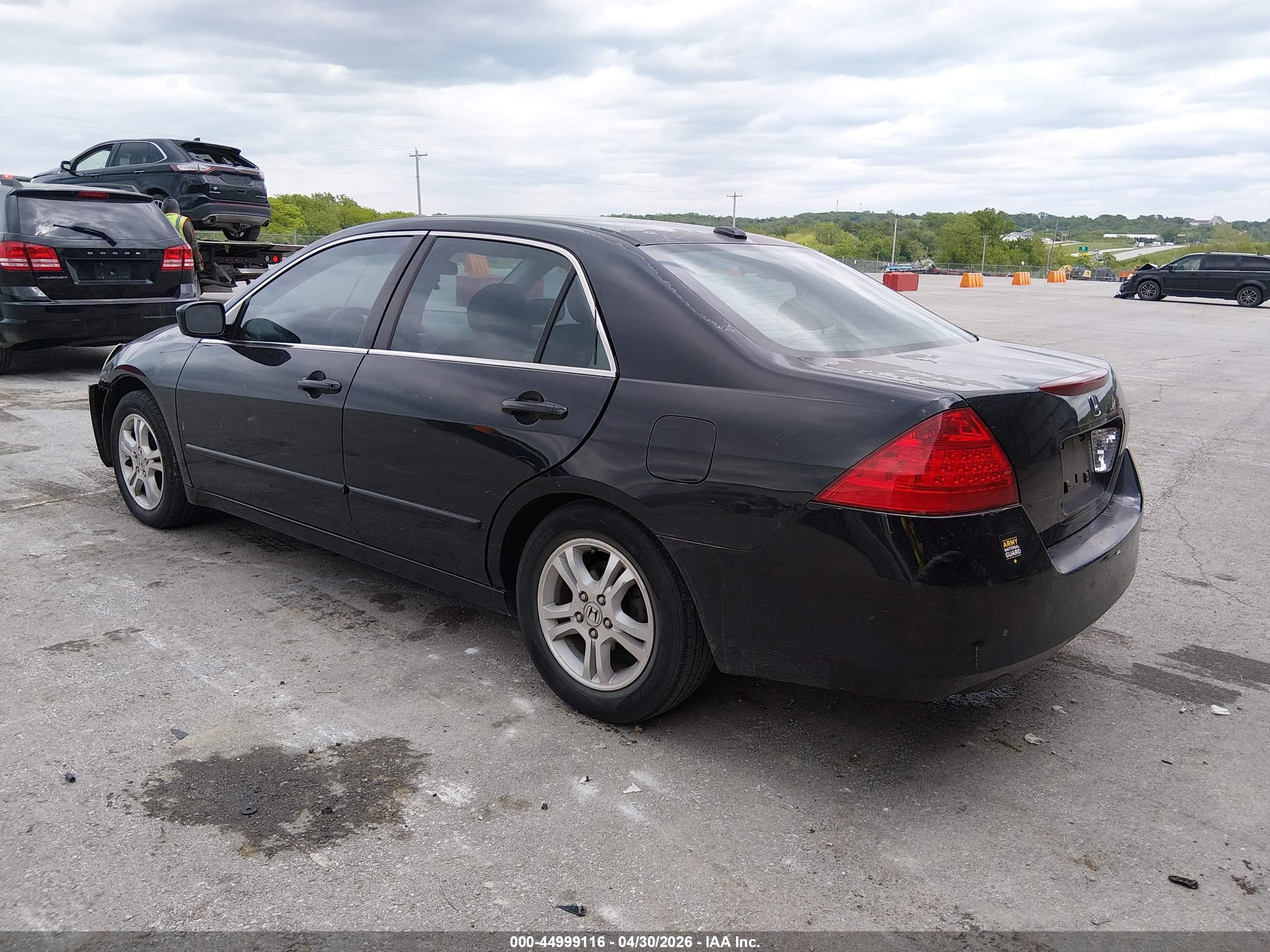 HONDA ACCORD image 3