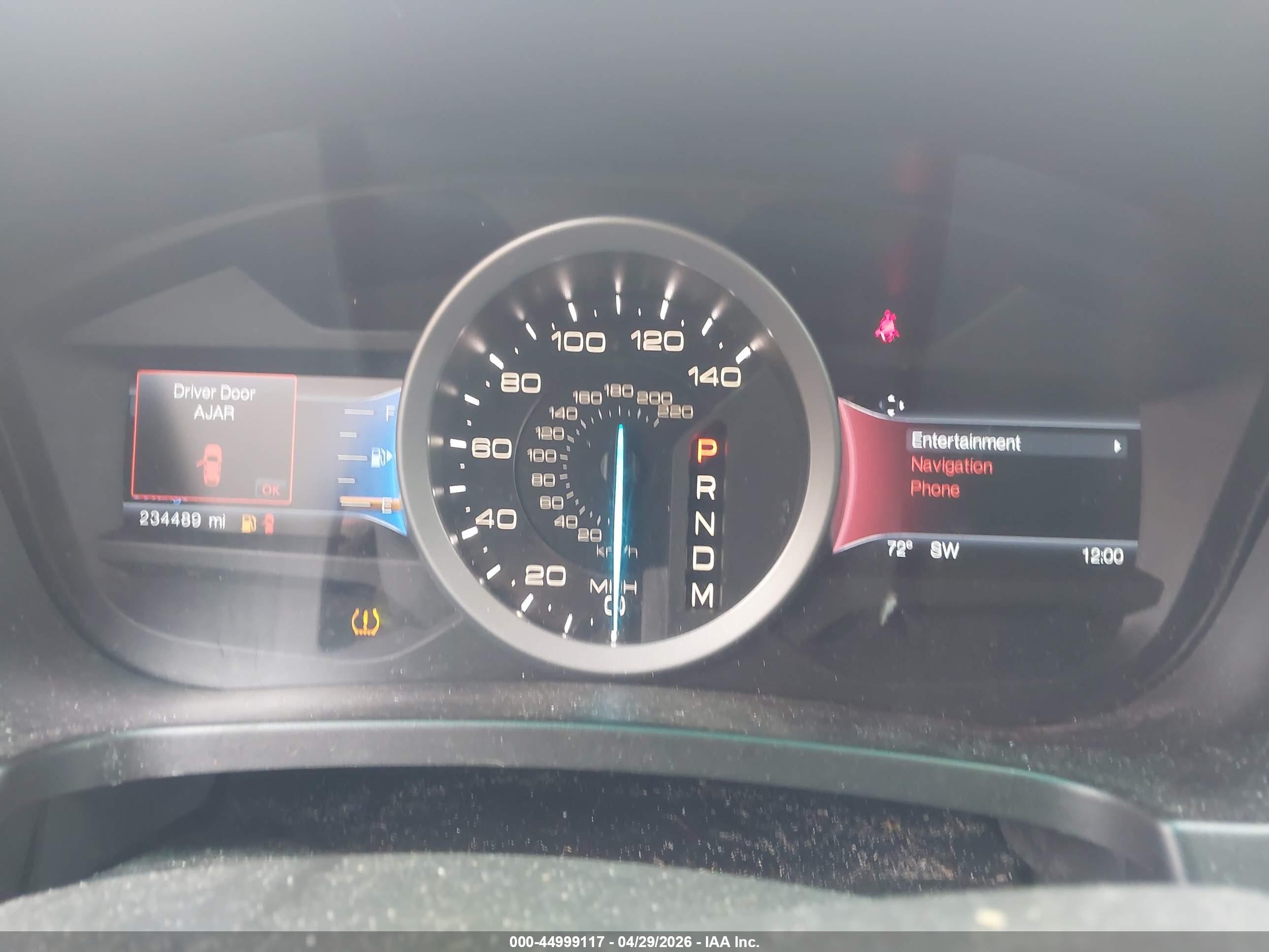FORD EXPLORER image 7