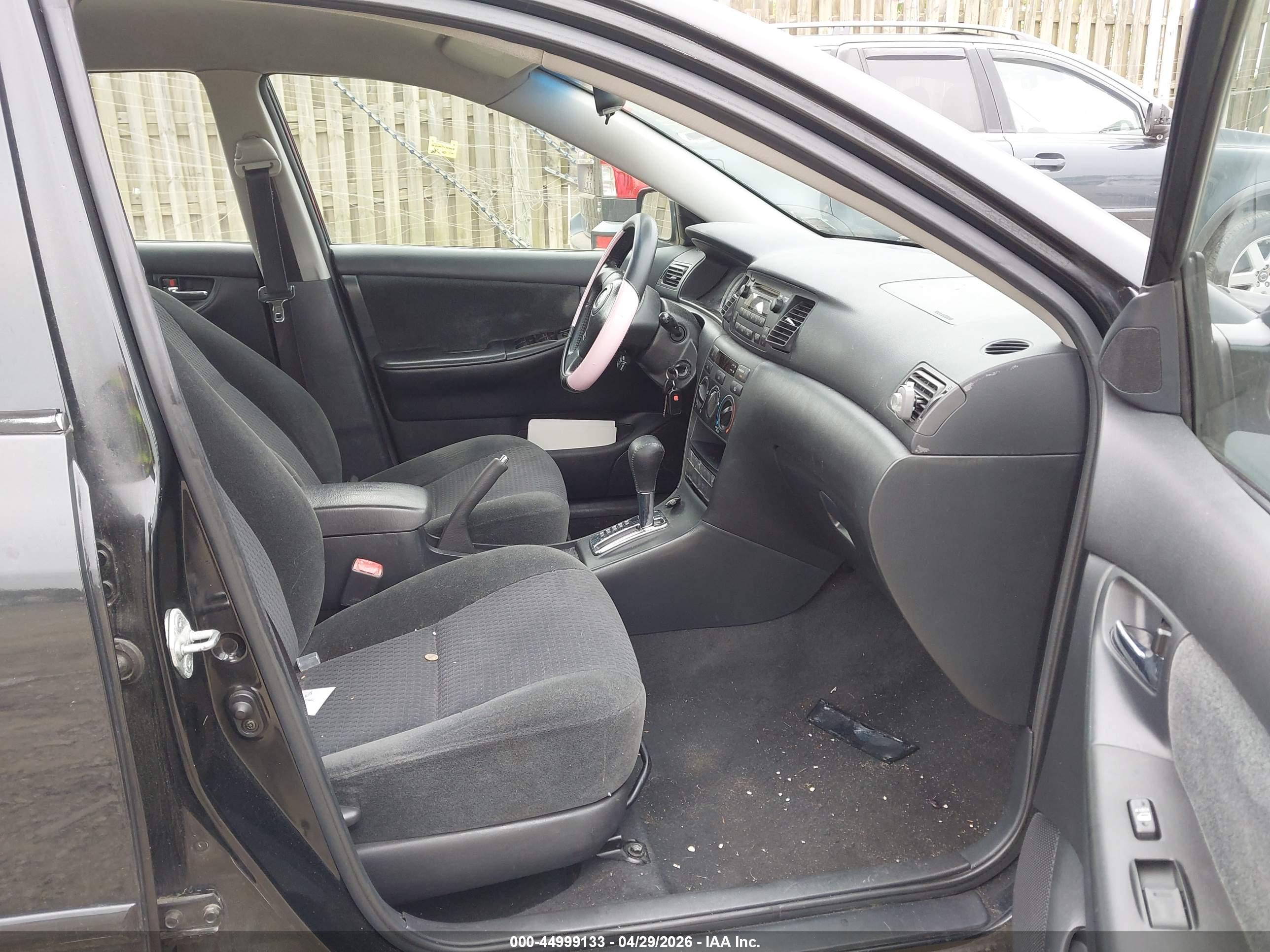 TOYOTA COROLLA image 5