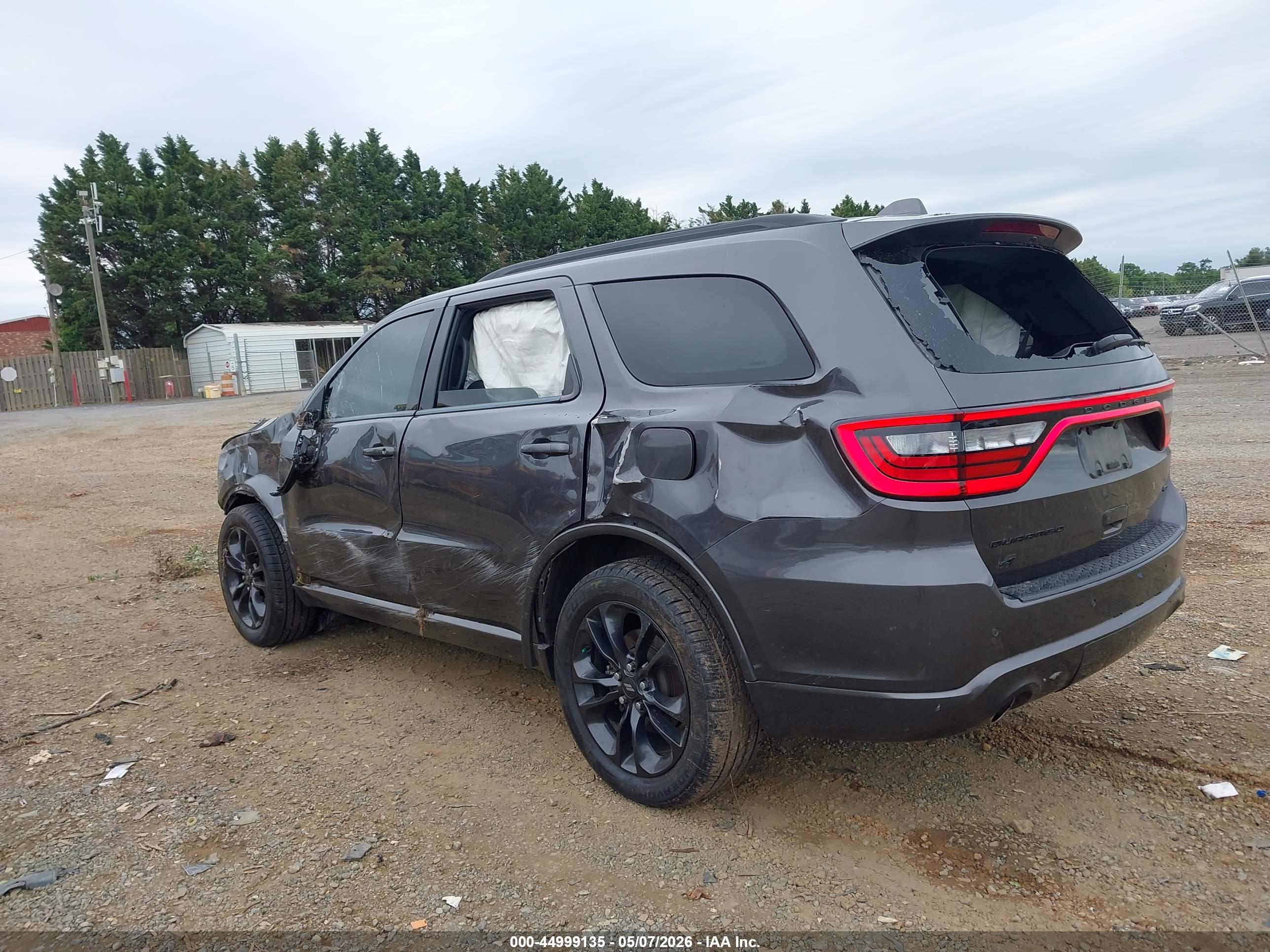 DODGE DURANGO image 3